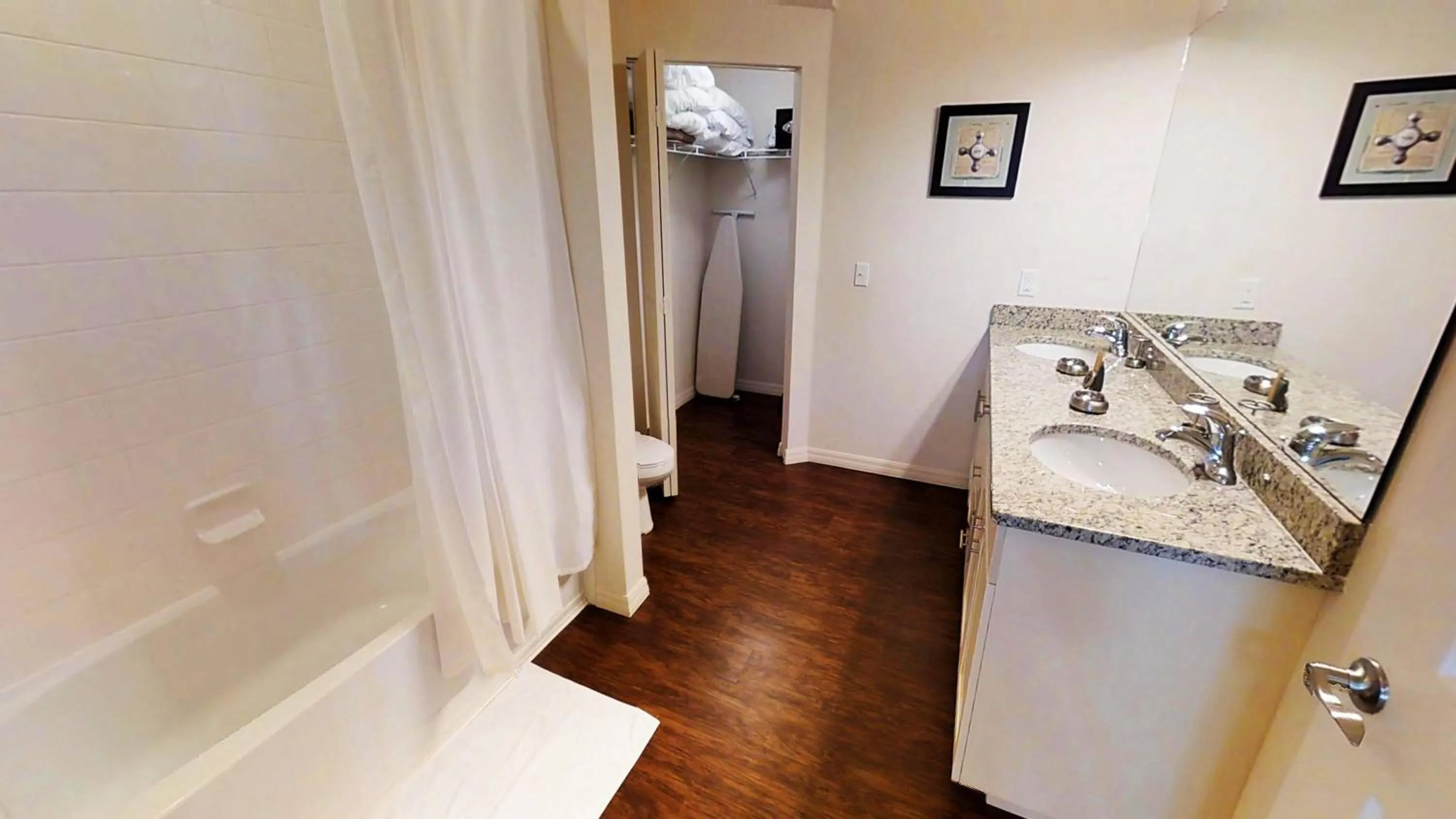 Other in Cozy 3 BD Townhome 2 king beds Close to Disney 1503