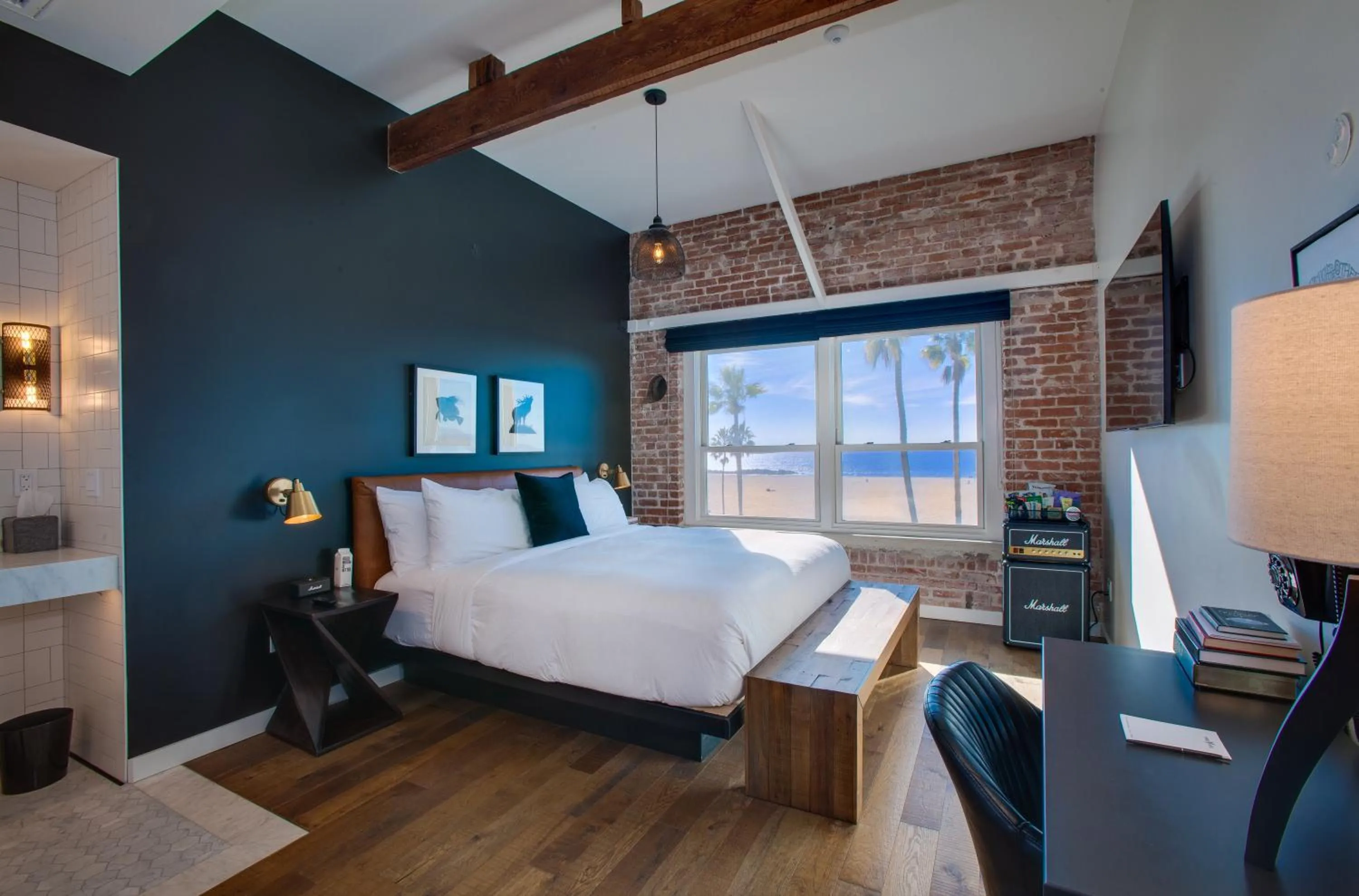 Bed in Venice V Hotel