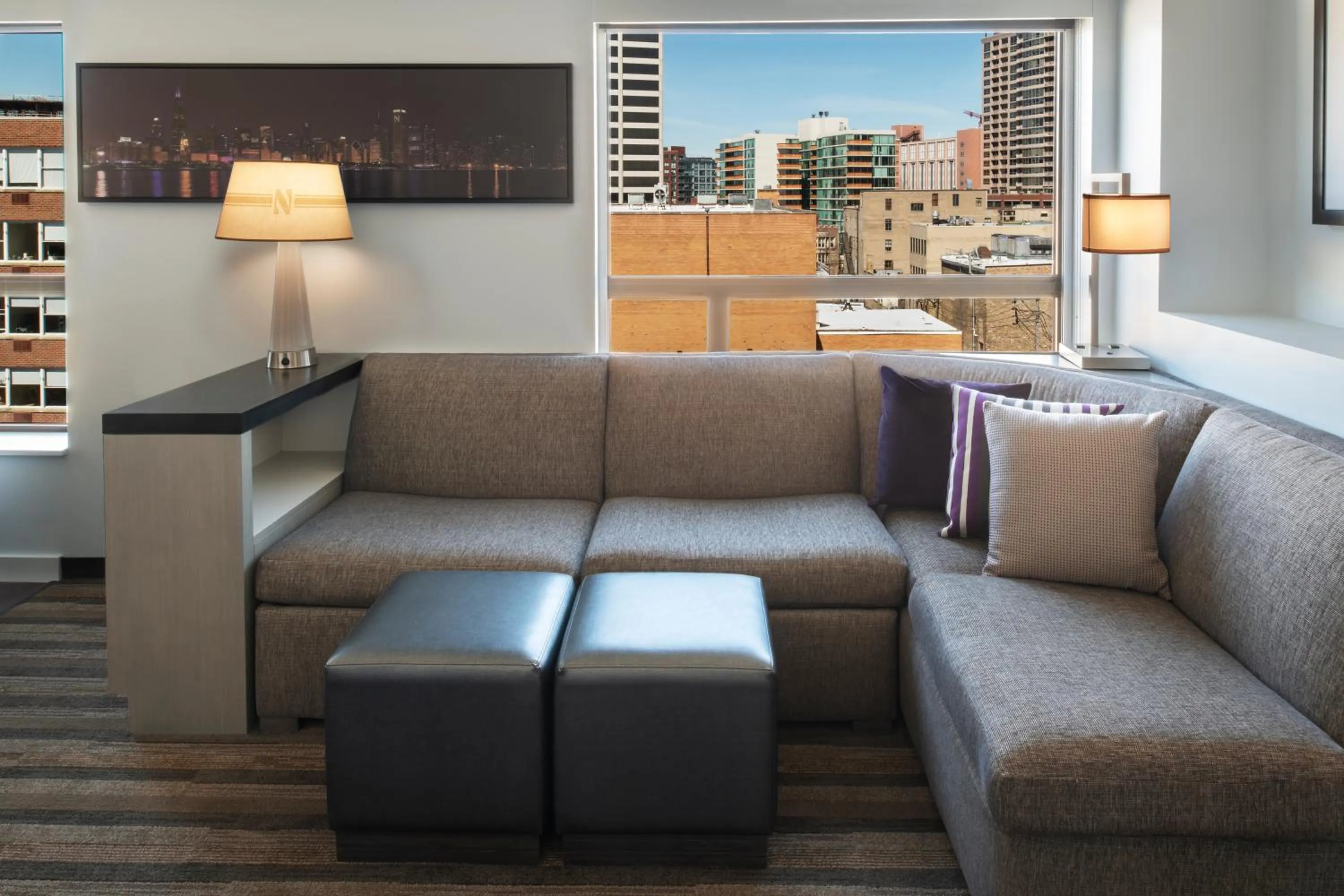 Living room in Hyatt House Chicago/Evanston