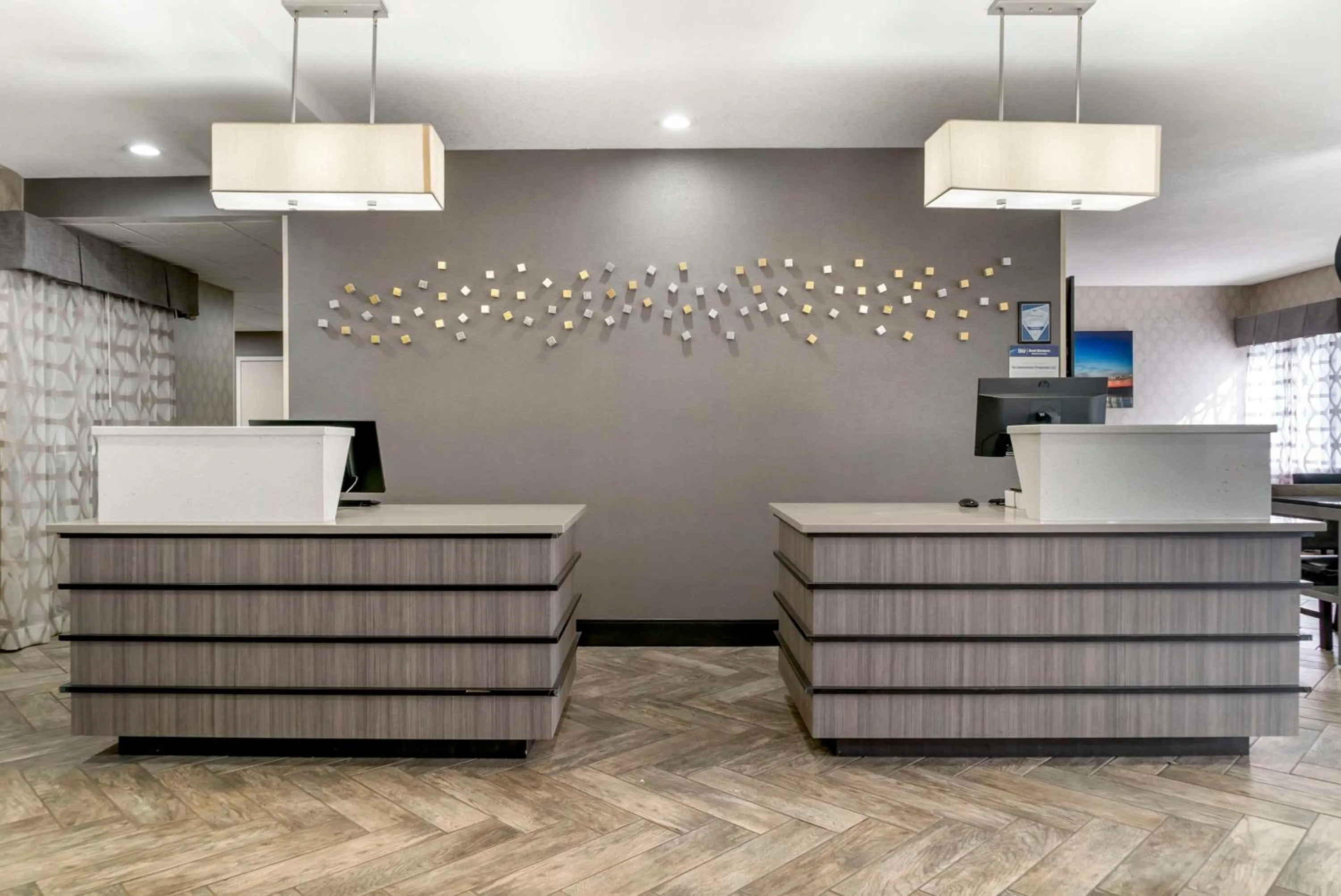 Lobby or reception in Best Western Beacon Inn