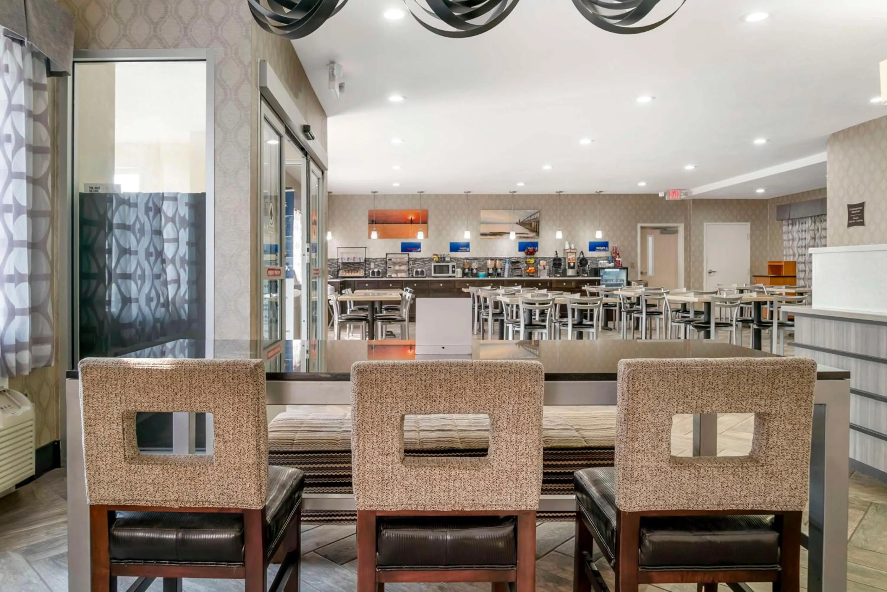 Breakfast in Best Western Beacon Inn