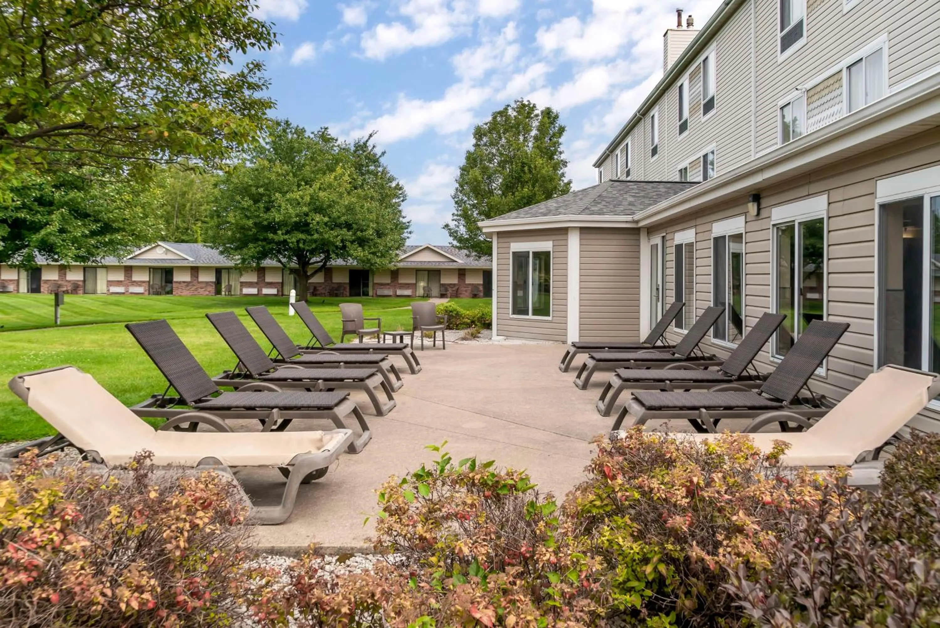 Property building in Best Western Beacon Inn