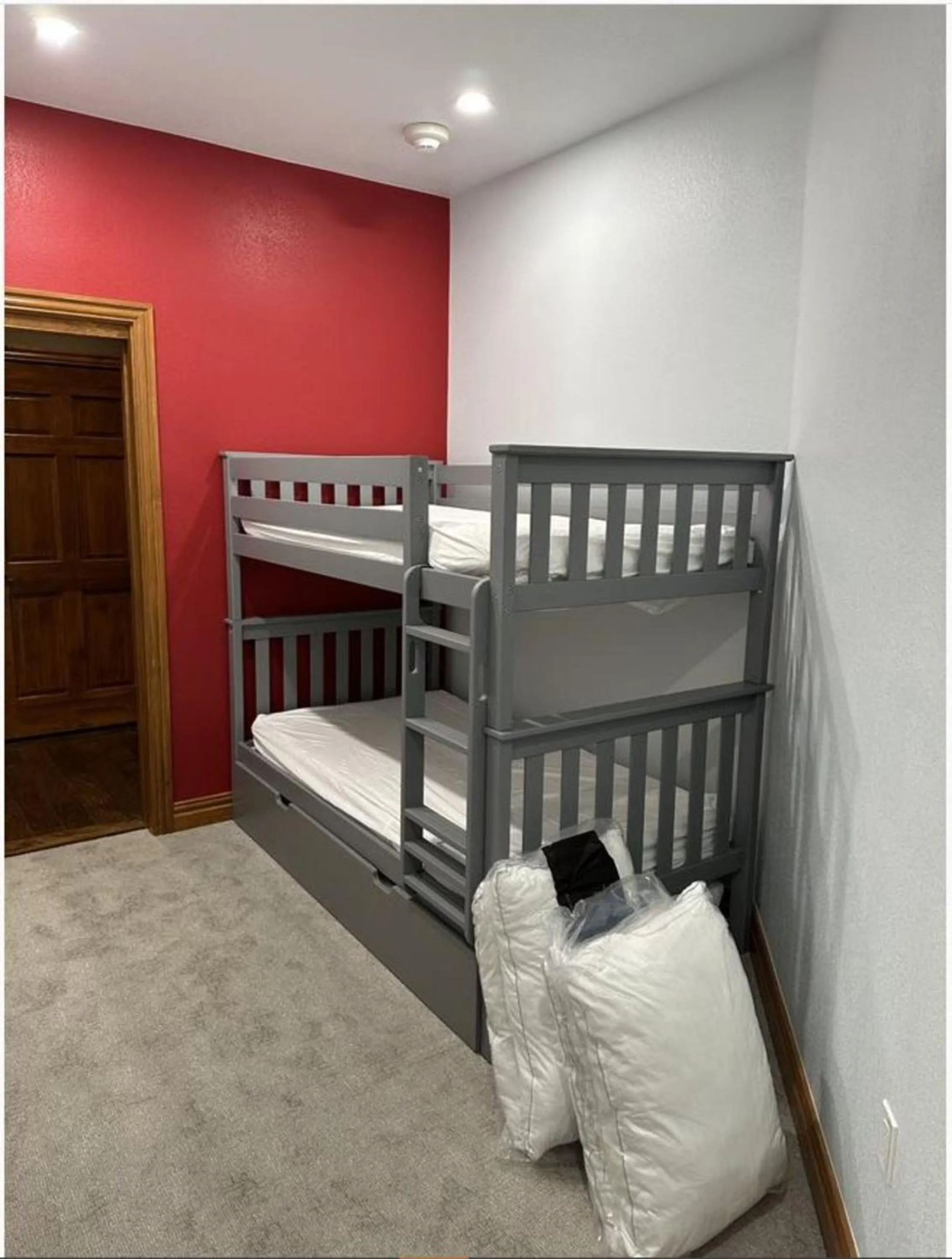 Bedroom, Bed in Lodge at Brookside