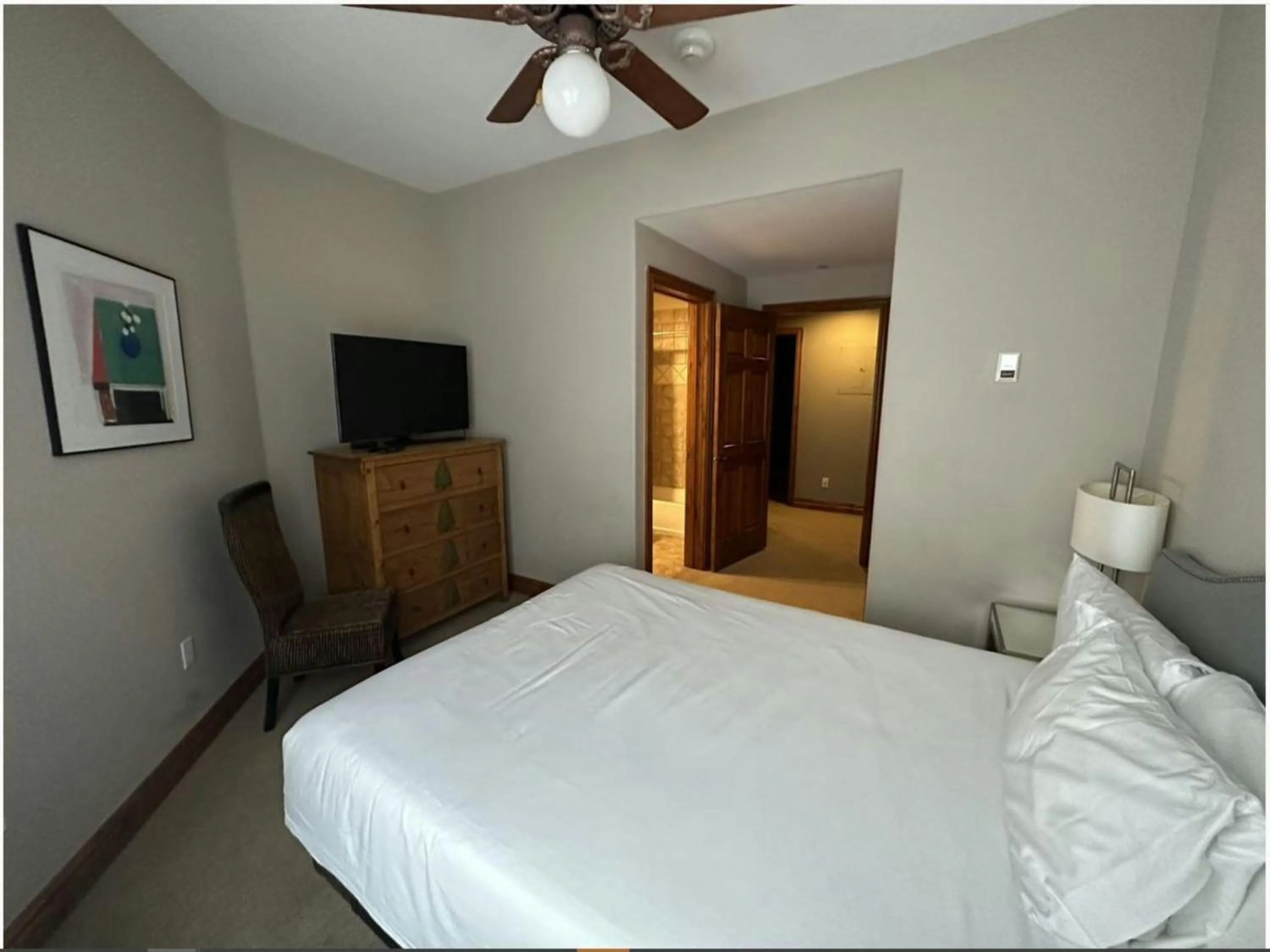 Bedroom, Bed in Lodge at Brookside, A Vail Resorts Property
