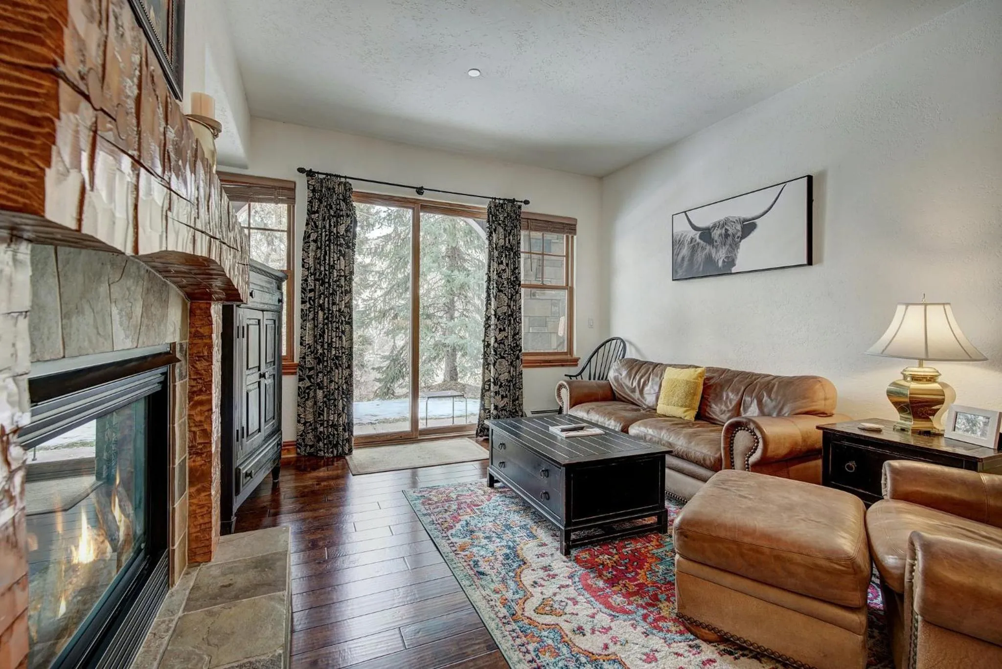 Living room in Lodge at Brookside, A Vail Resorts Property