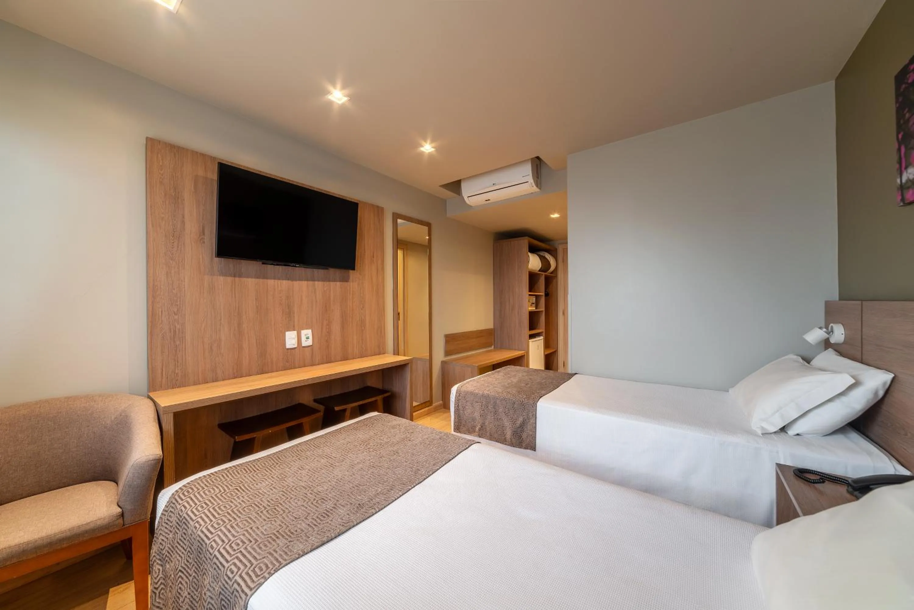 Bed in Hotel Laghetto Pedras Altas