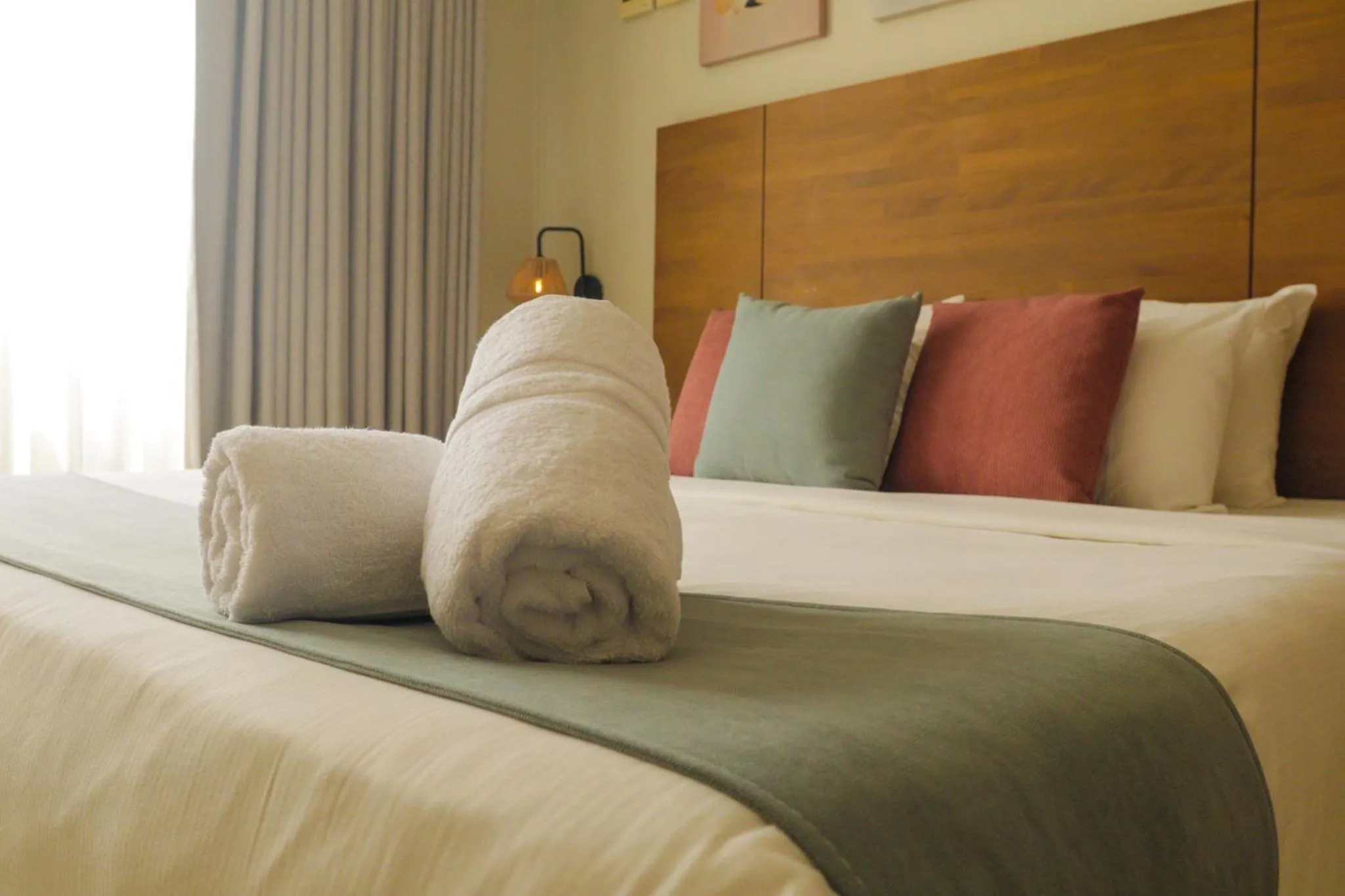 Bedroom, Bed in Majestic City Suites & Beach Hotel