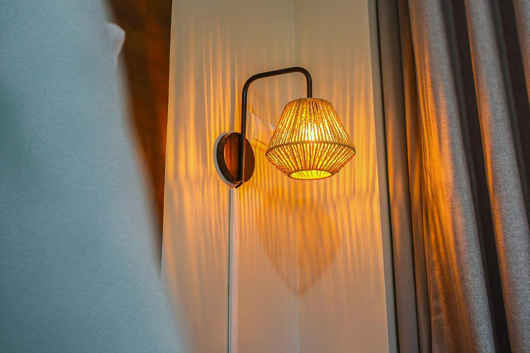 Majestic City Suites & Beach Hotel