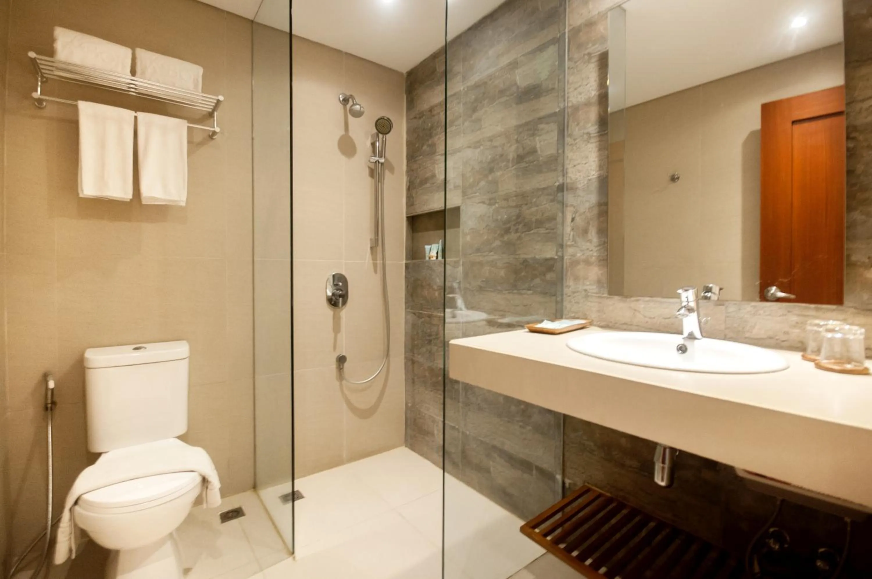 Shower in Aloha Boracay Hotel