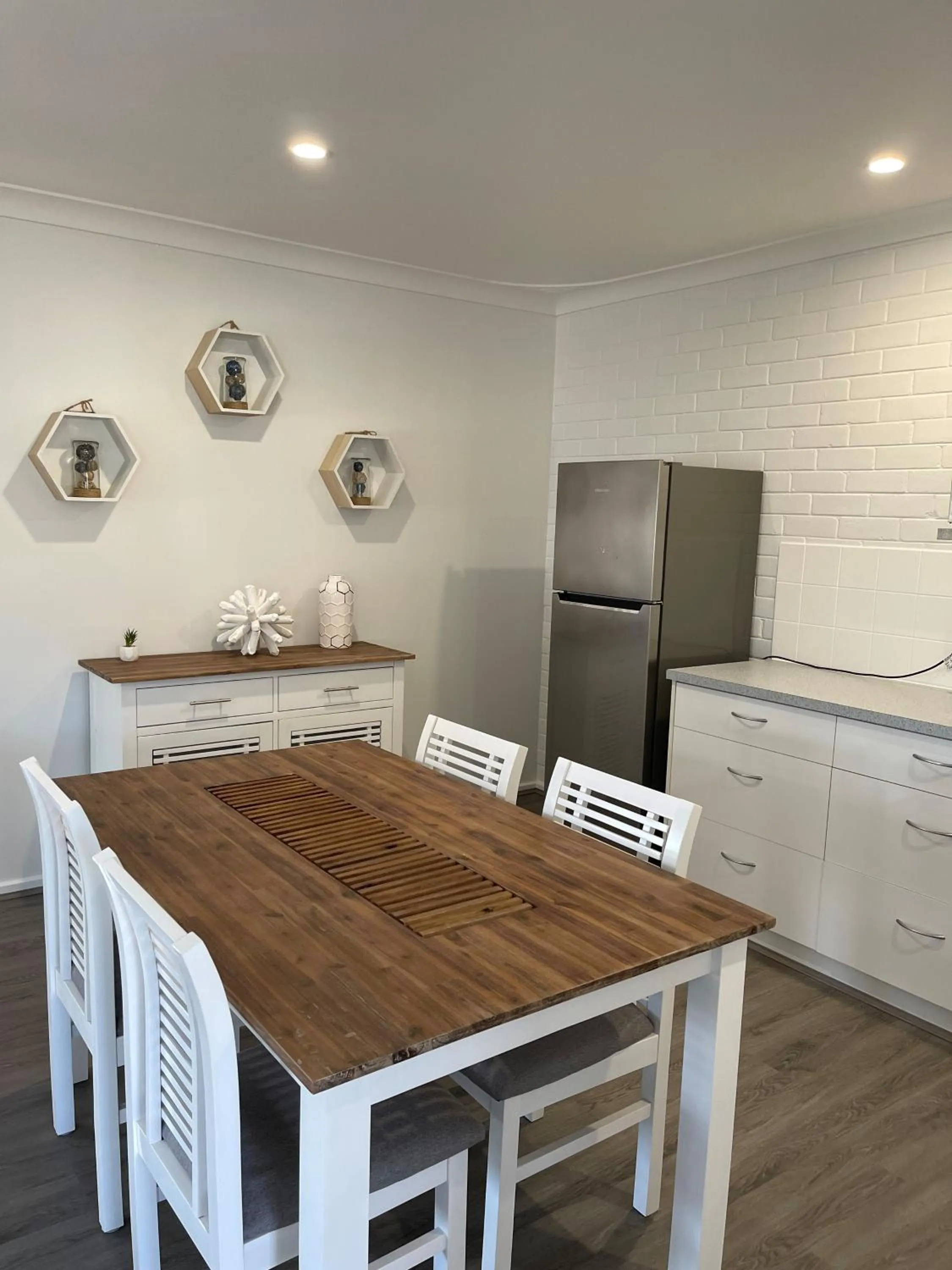 Kitchen or kitchenette in Busselton Jetty Chalets
