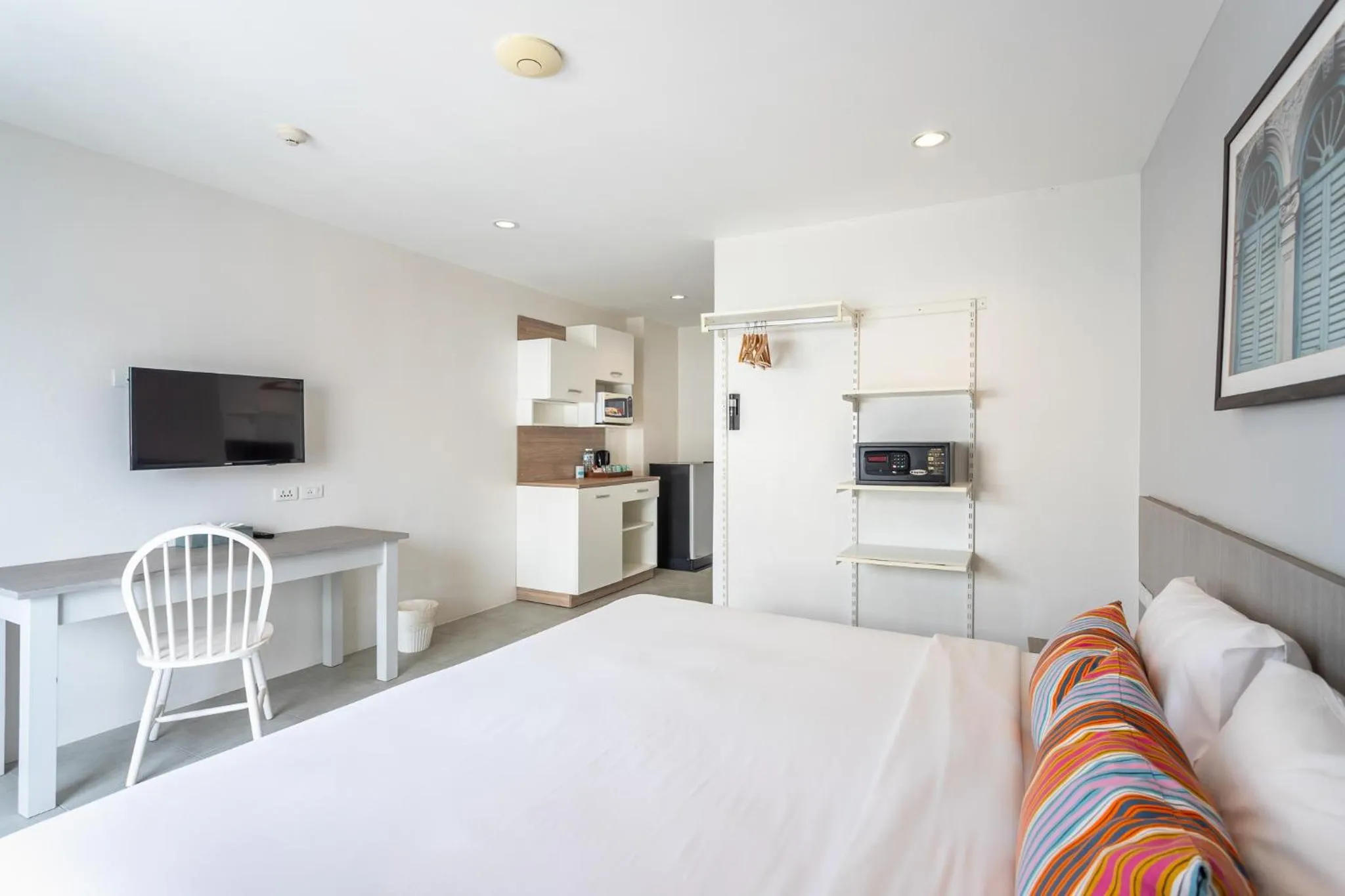 Bedroom, Bed in Recenta Phuket Suanluang by Deevana