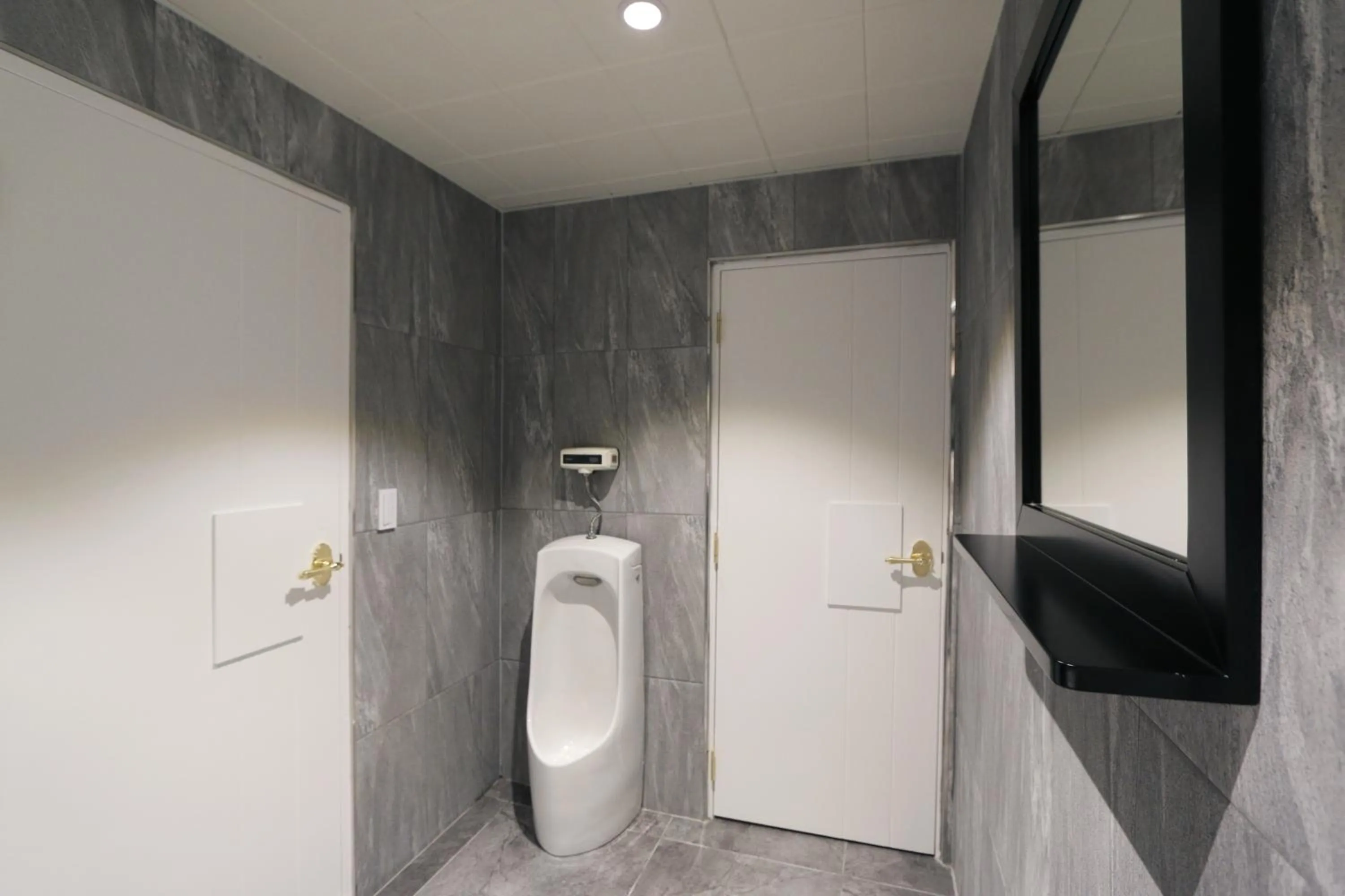 Toilet in Blueboat Hostel Haeundae