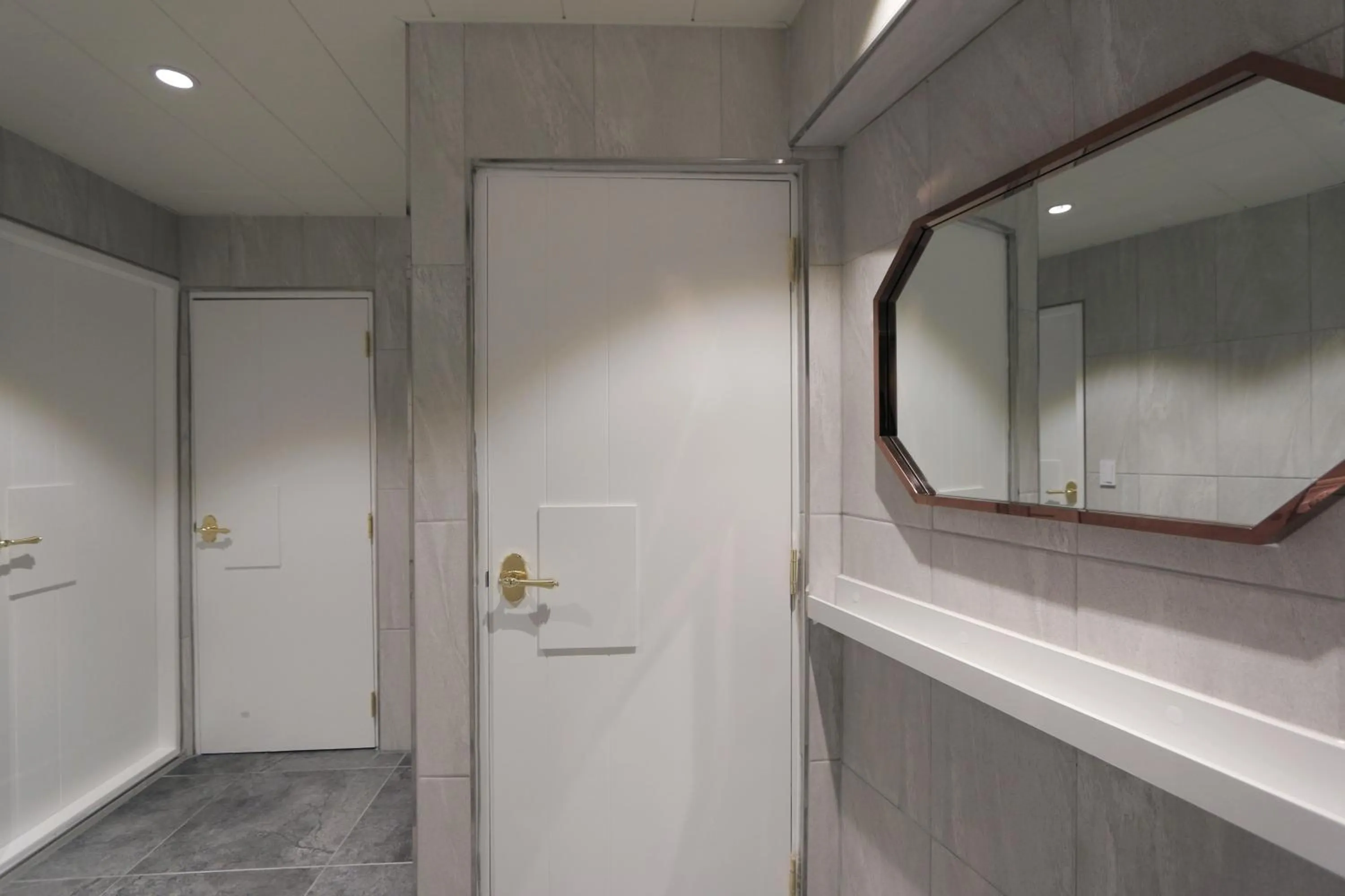 Toilet in Blueboat Hostel Haeundae