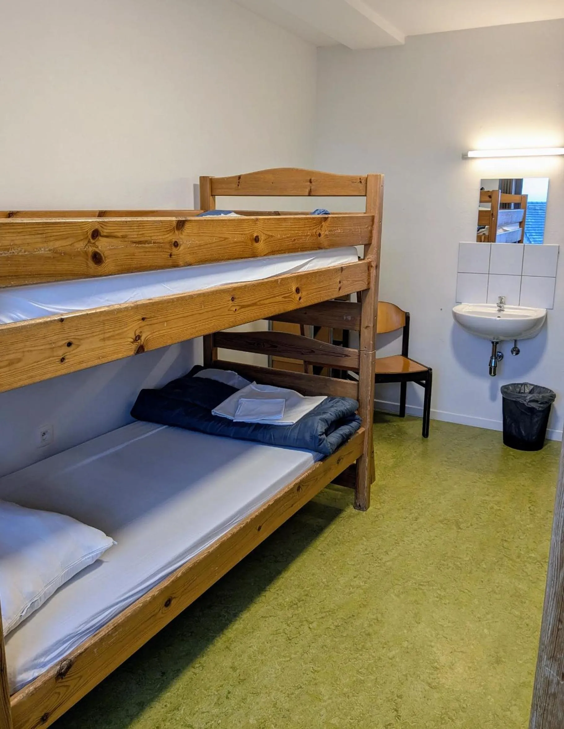Photo of the whole room, Bed in Le Fagotin - Youth hostel