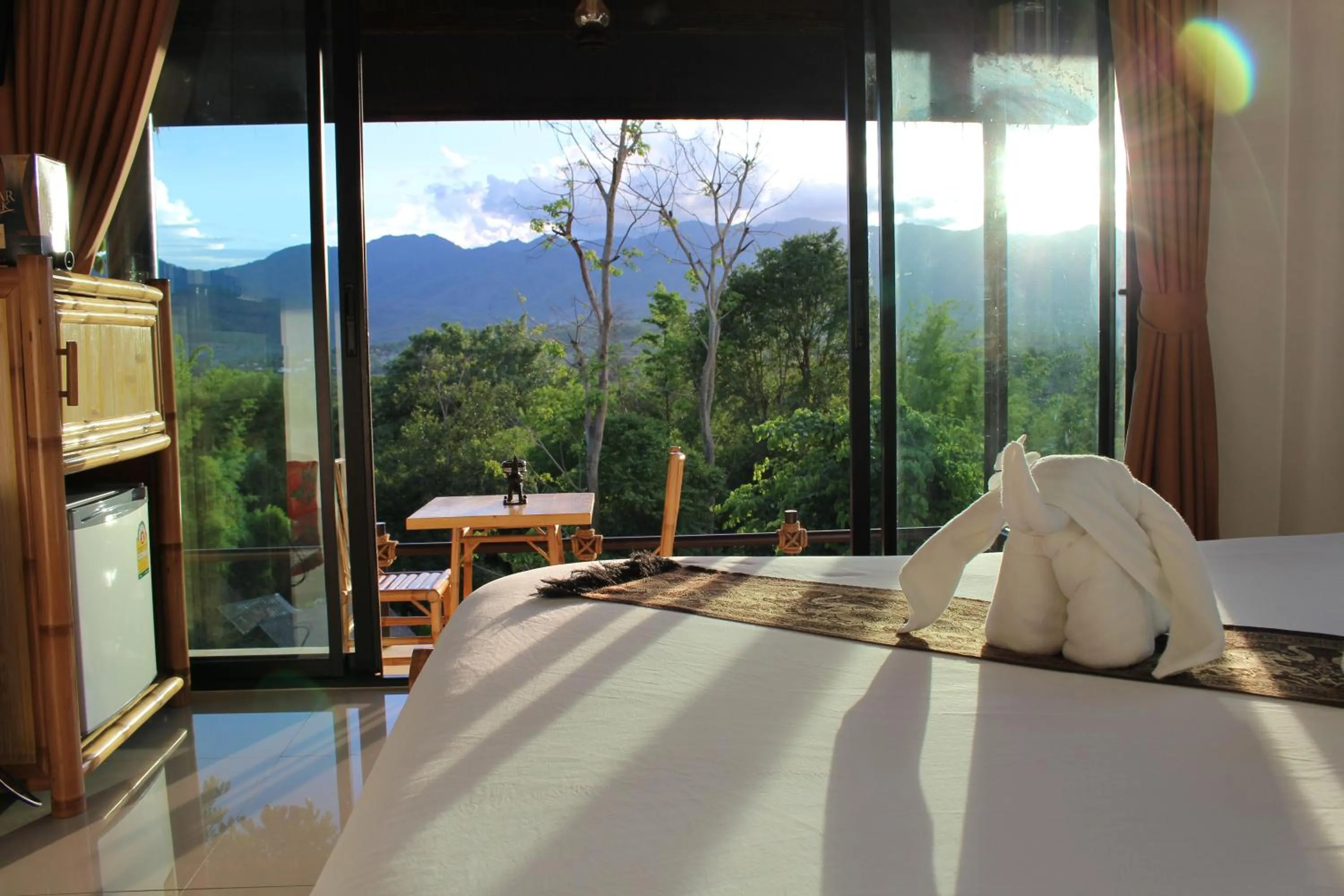 Property building, Bed in Chang Pai Hill