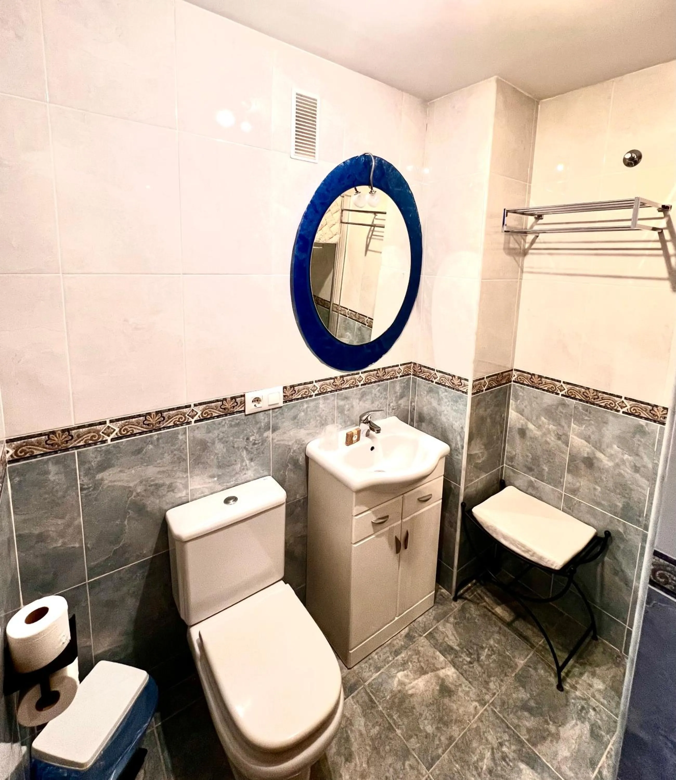 Hotel Puente de Piedra