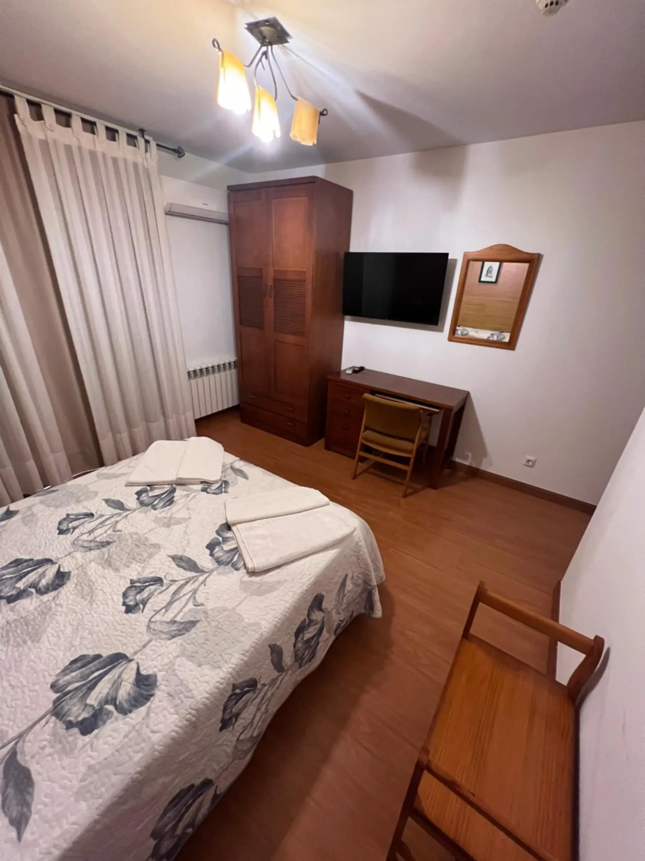 Hotel Puente de Piedra Hotel Puente de Piedra