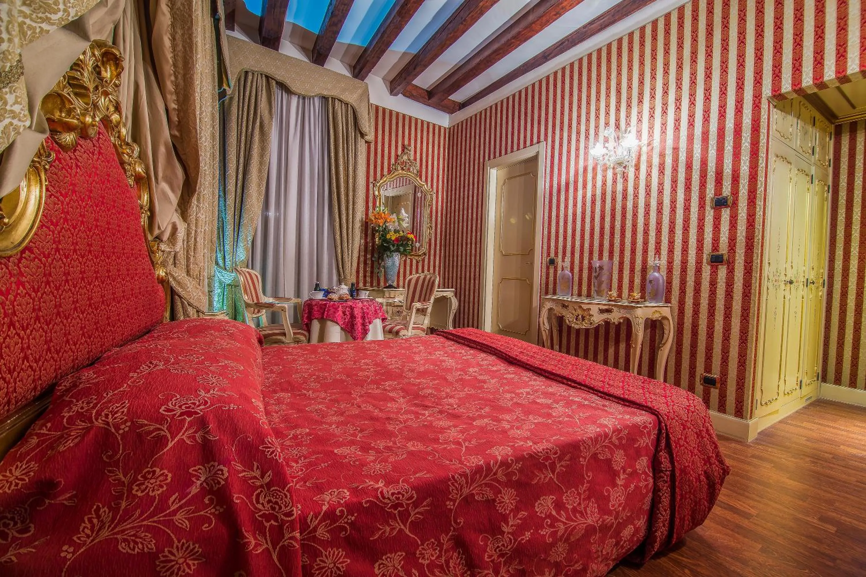 Photo of the whole room, Bed in Dimora Dogale