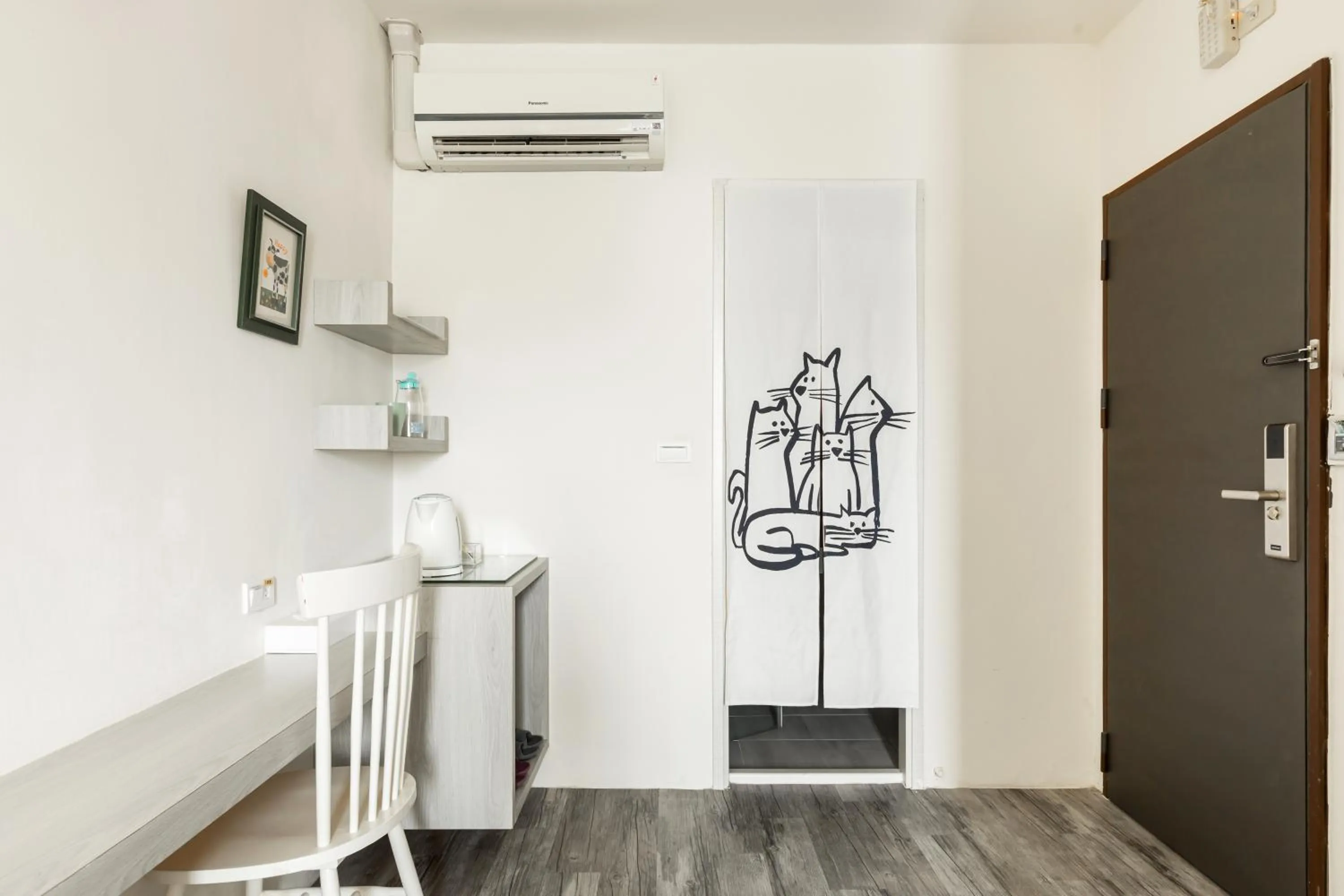 Photo of the whole room in Fairyland & Farm Guest House