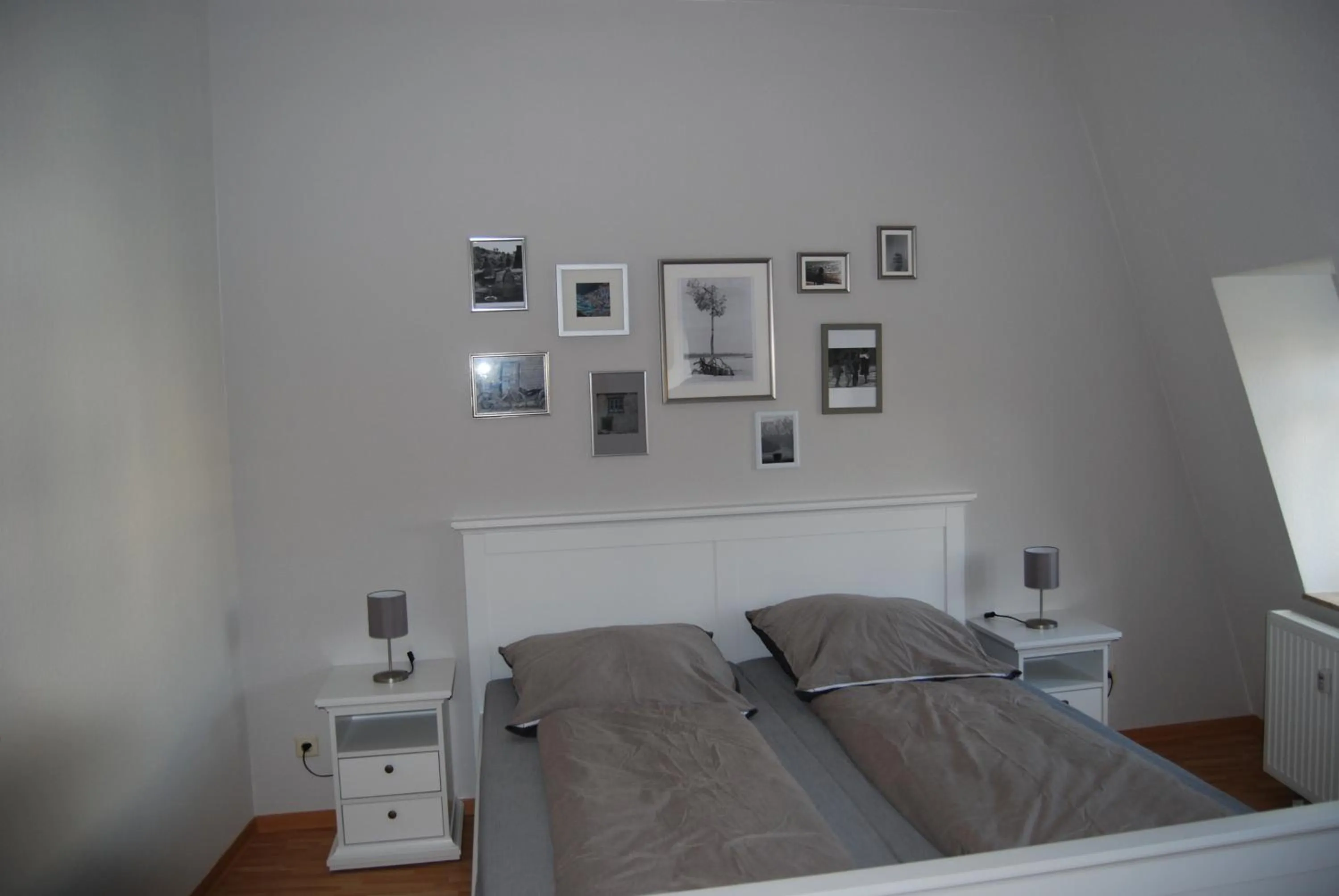 Bed in B2-Ferienwohnung
