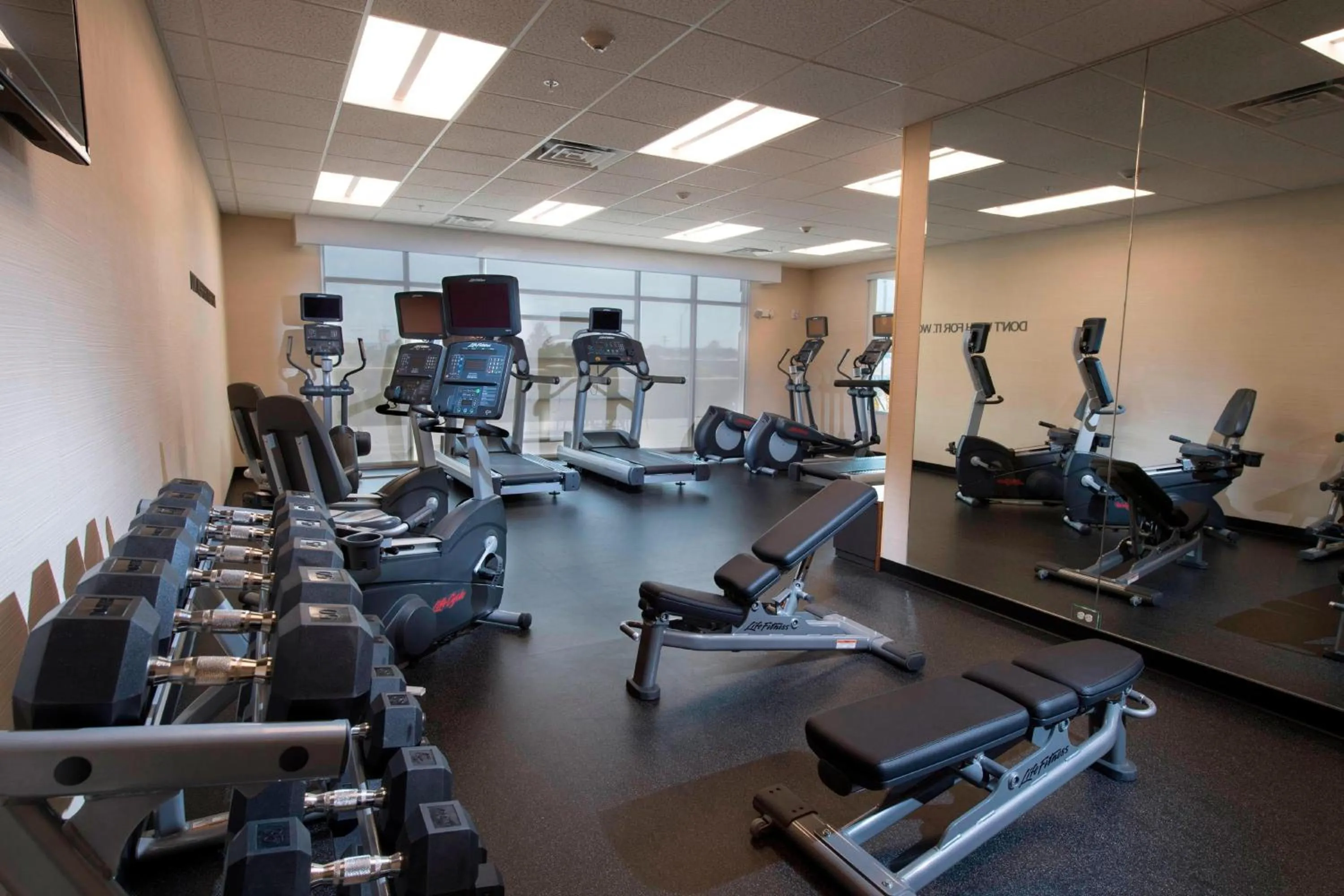 Fitness centre/facilities in Fairfield Inn & Suites by Marriott Scottsbluff