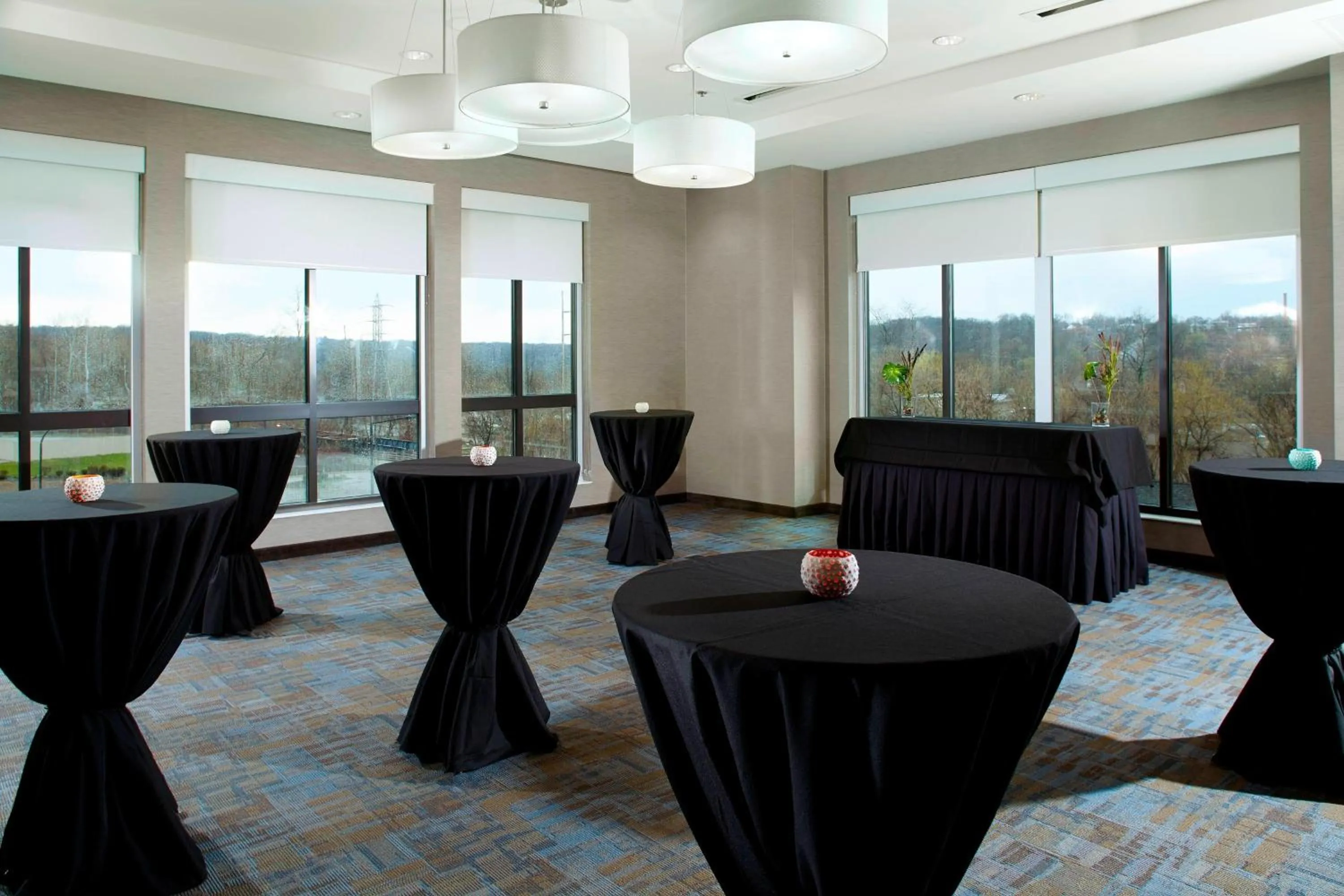 Meeting/conference room in Courtyard by Marriott Akron Downtown