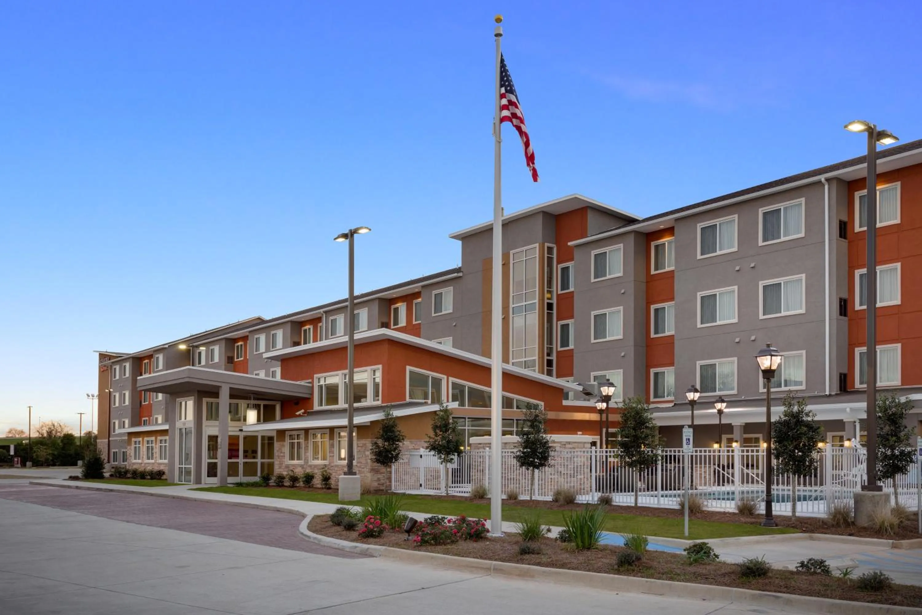 Property building in Residence Inn by Marriott Shreveport-Bossier City/Downtown