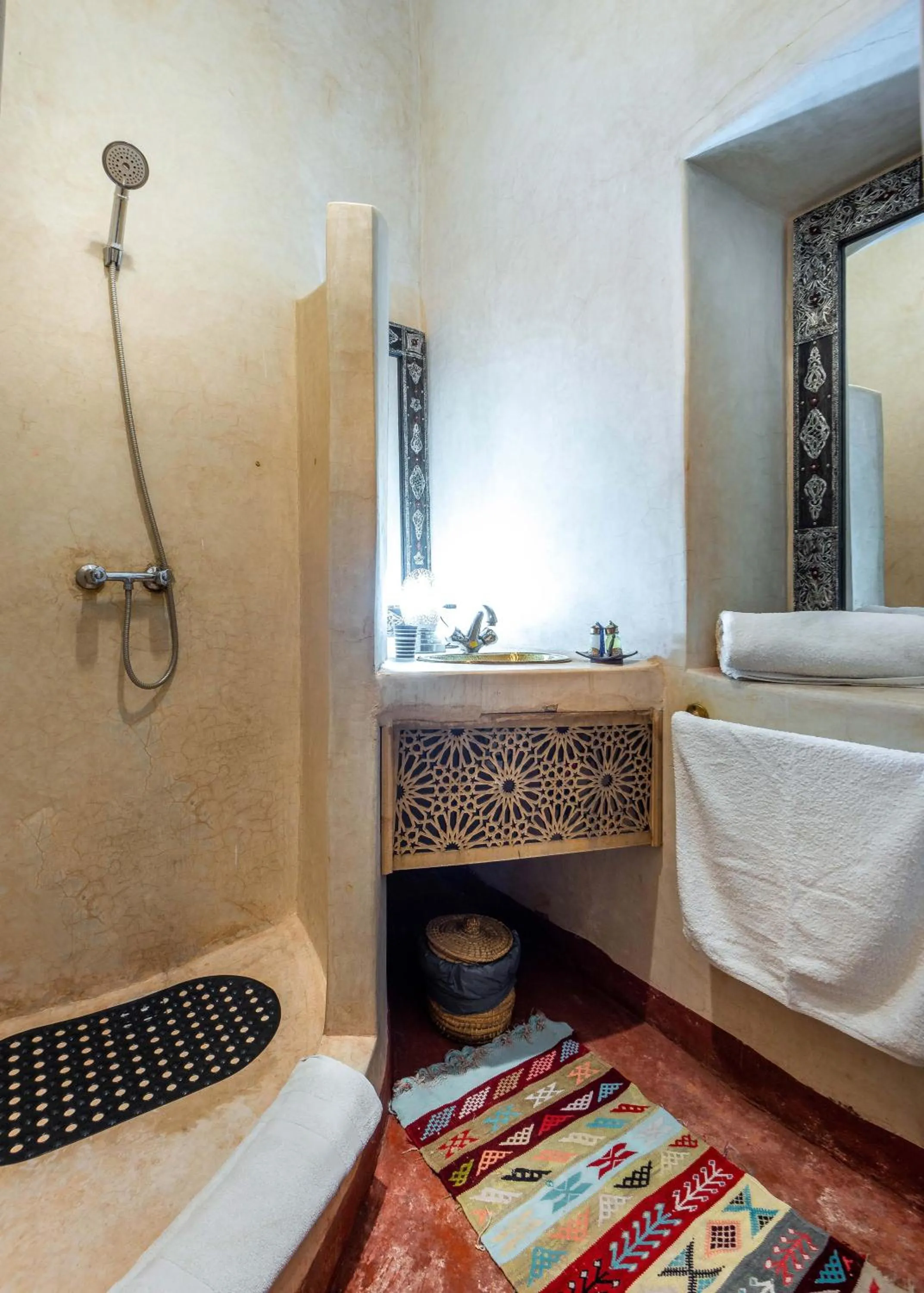 Bathroom in Riad Belko