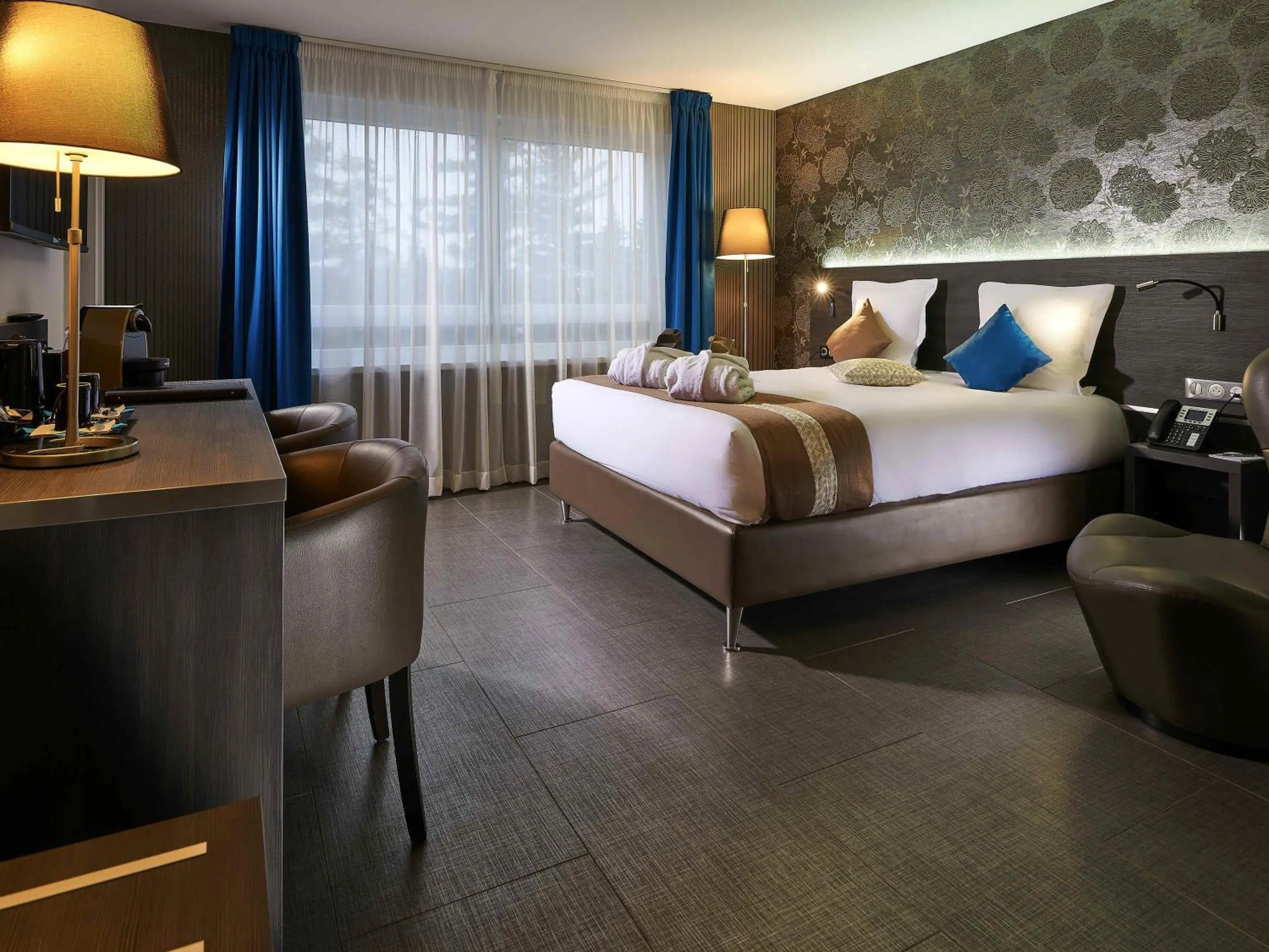 Bedroom, Bed in Mercure Bale Mulhouse Aeroport