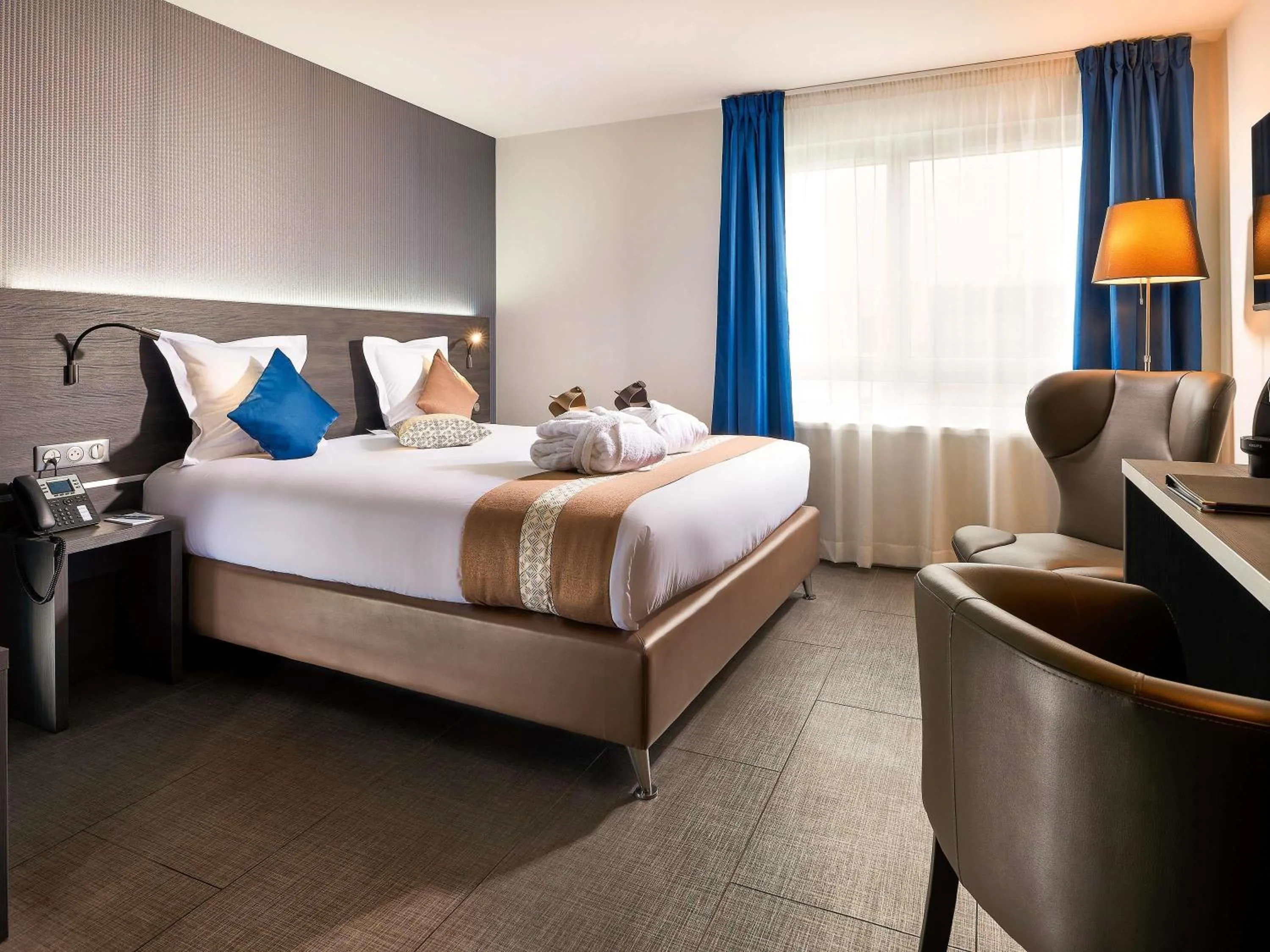 Bedroom, Bed in Mercure Bale Mulhouse Aeroport