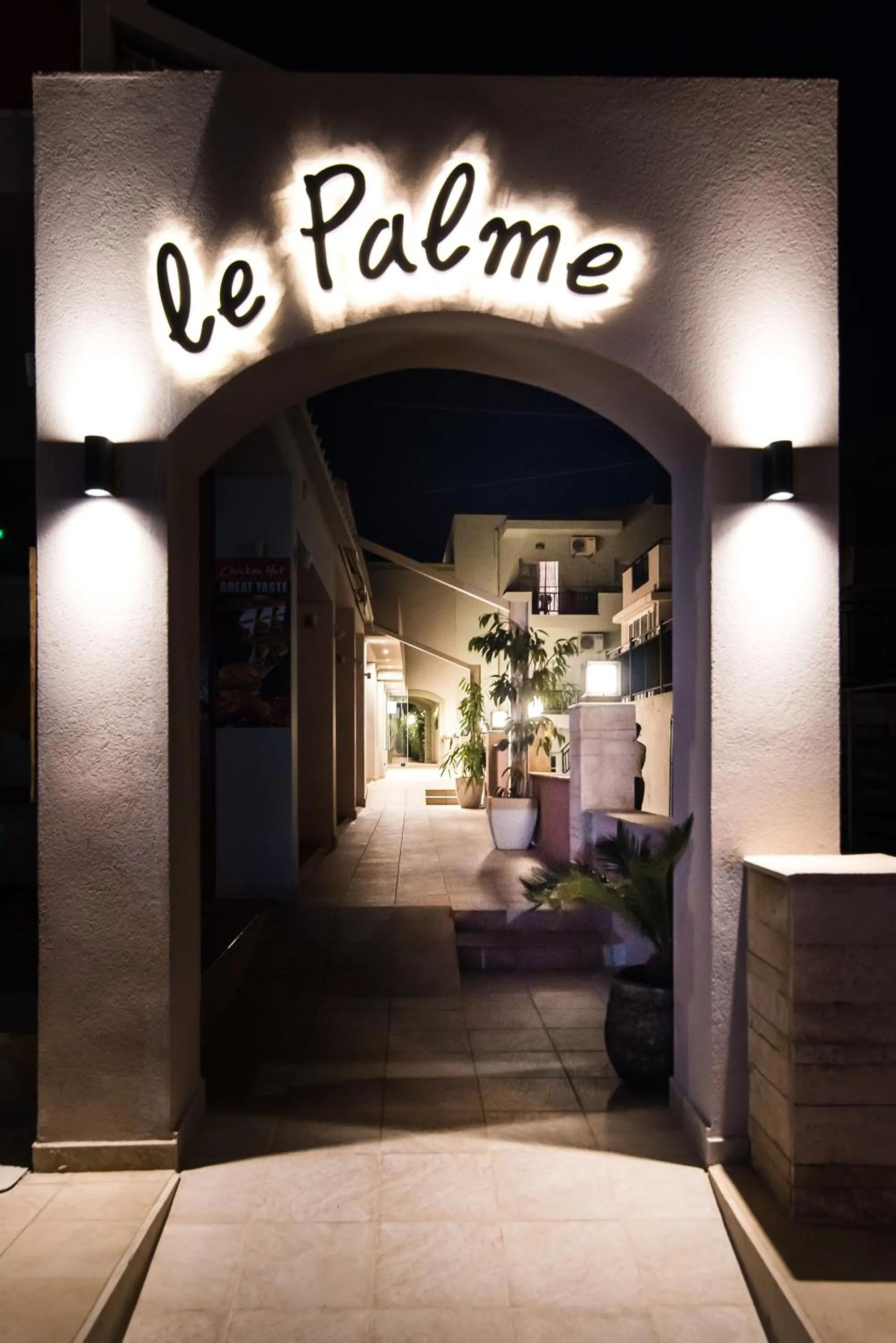 Logo/Certificate/Sign in Le Palme