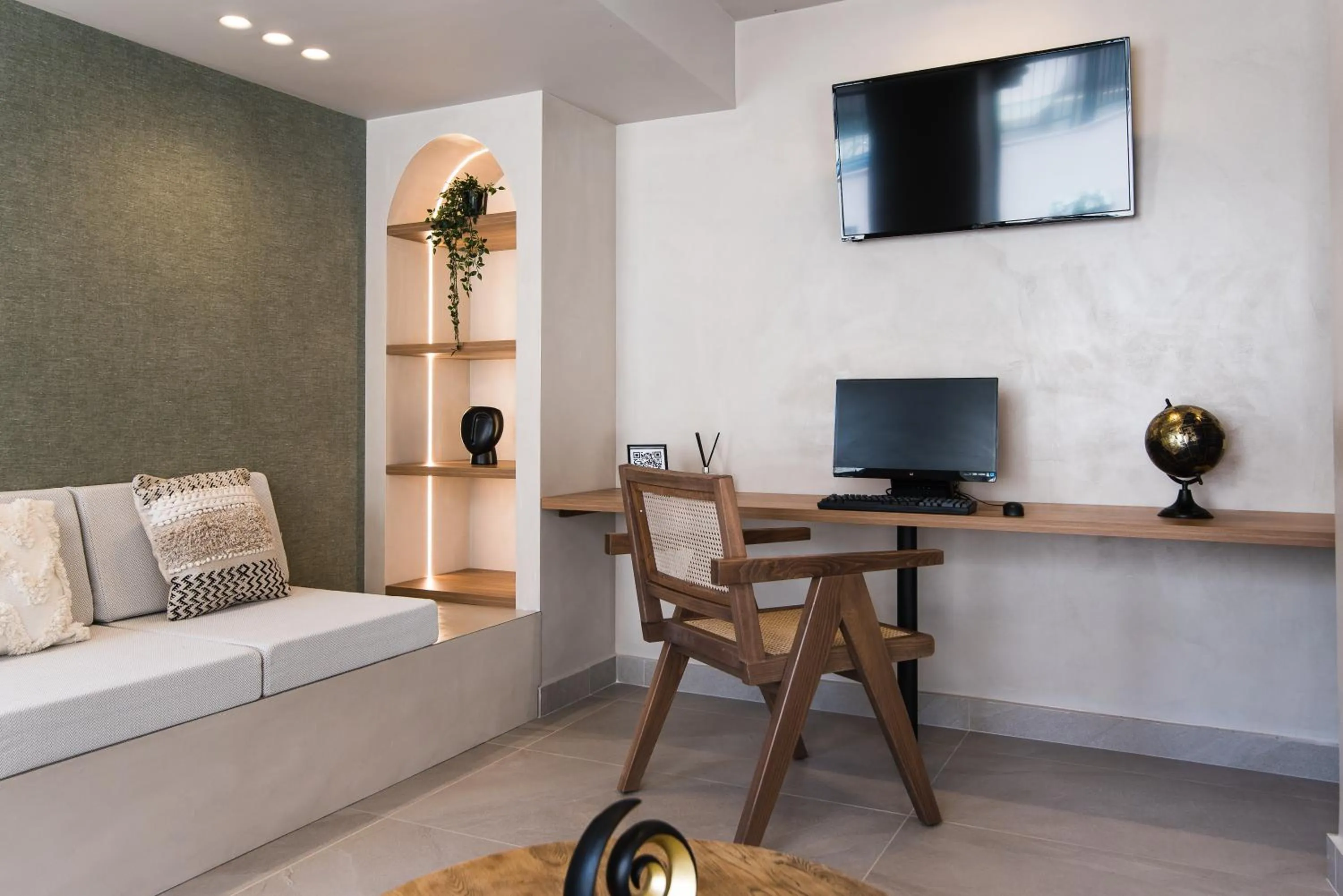 TV and multimedia in Le Palme