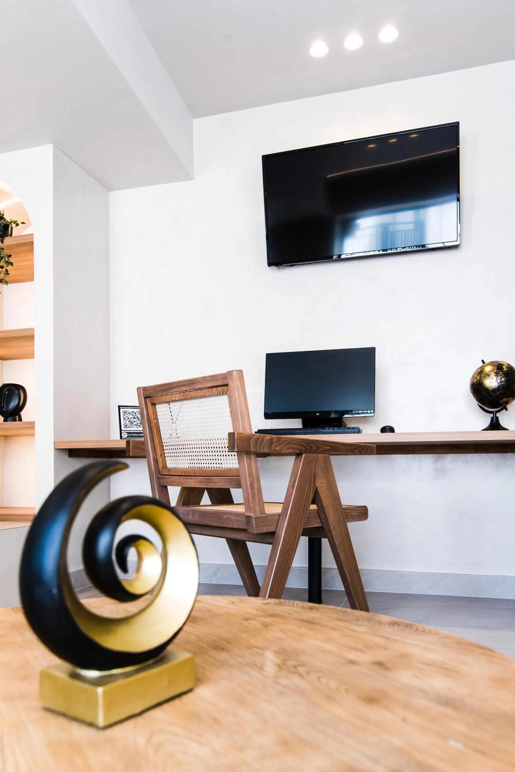 TV and multimedia in Le Palme