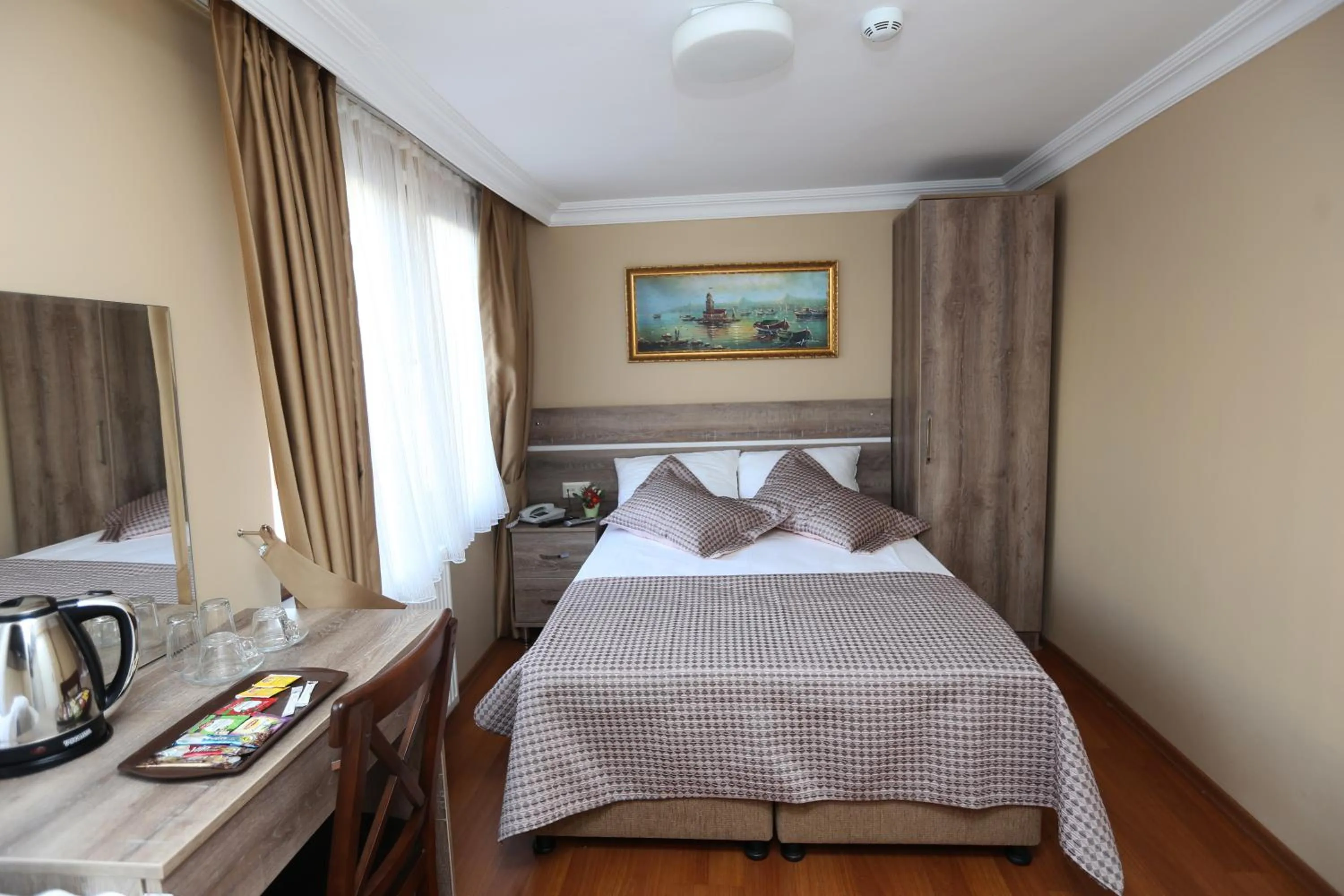 Coffee/tea facilities, Bed in My Holiday Time Hotel