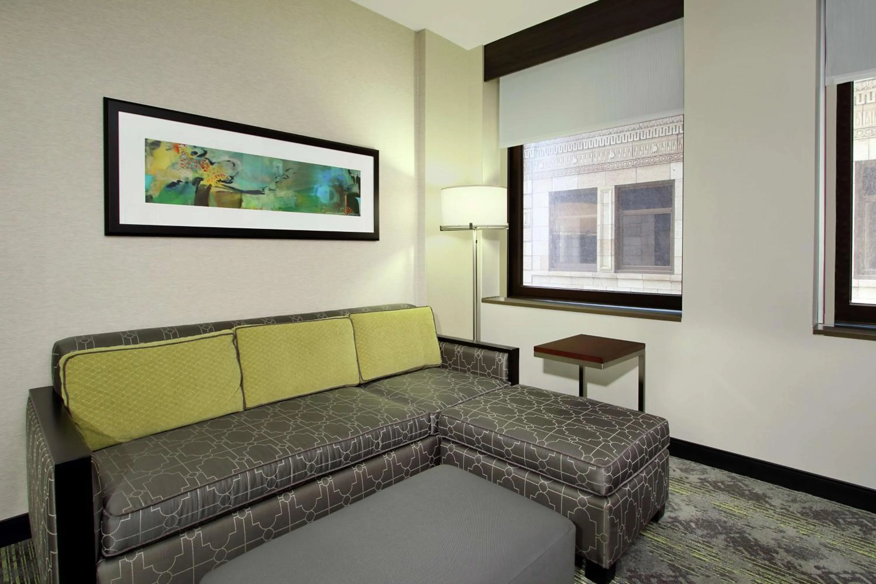 Living room in Embassy Suites Pittsburgh-Downtown