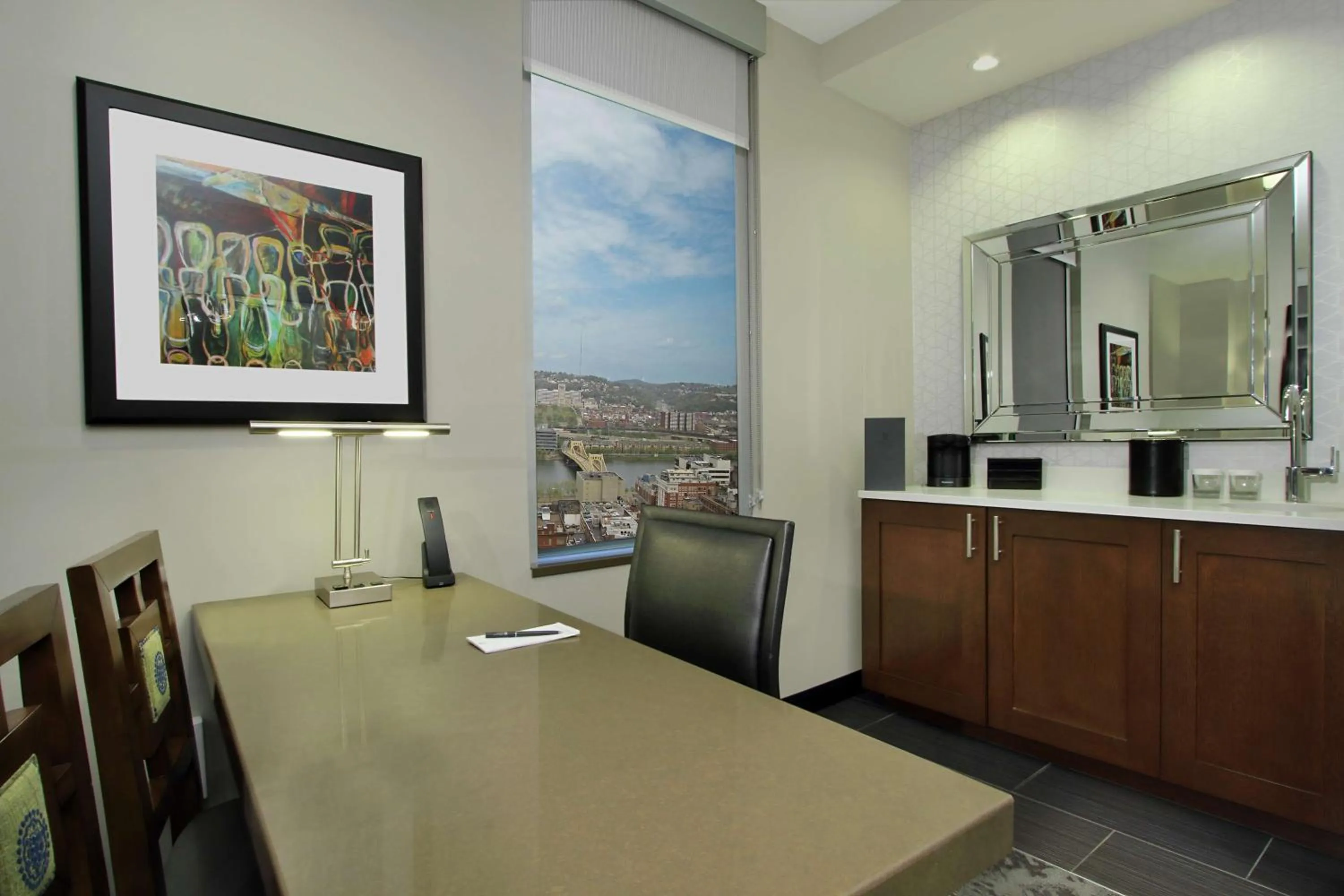 Bedroom in Embassy Suites Pittsburgh-Downtown