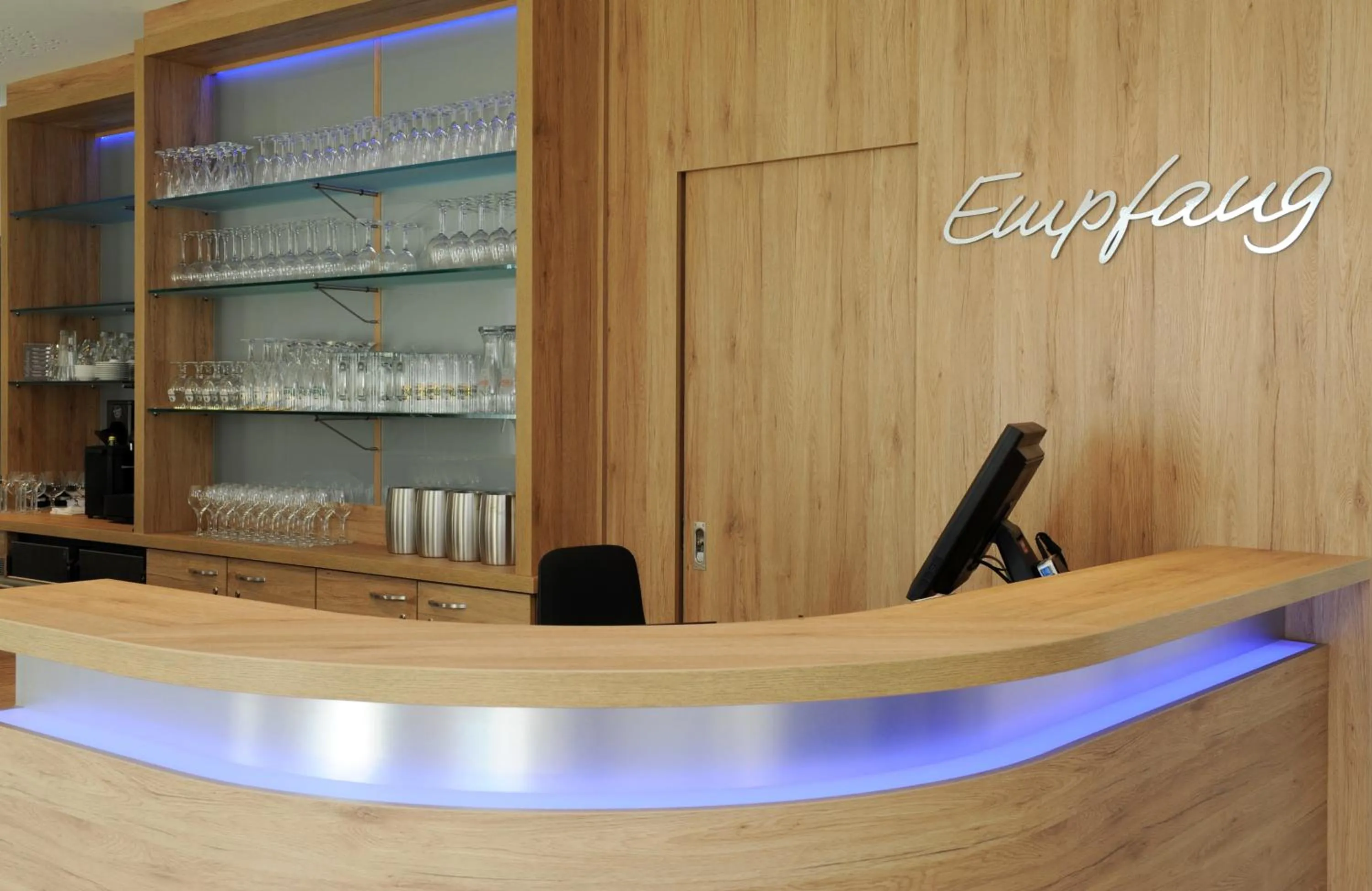 Property logo or sign in Hotel Am Markt