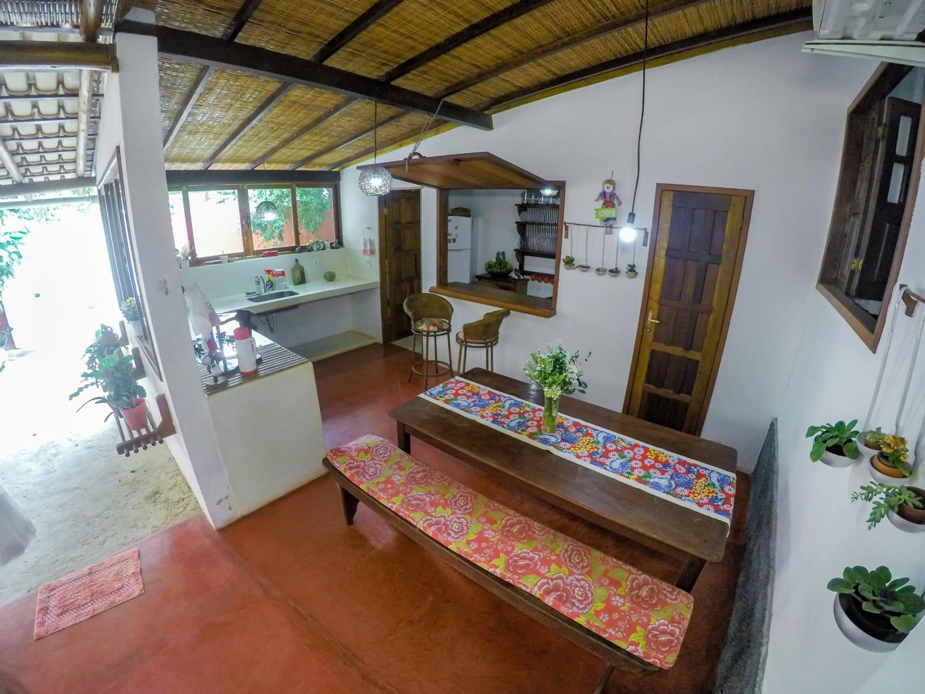 Communal kitchen in Casa da Vovó