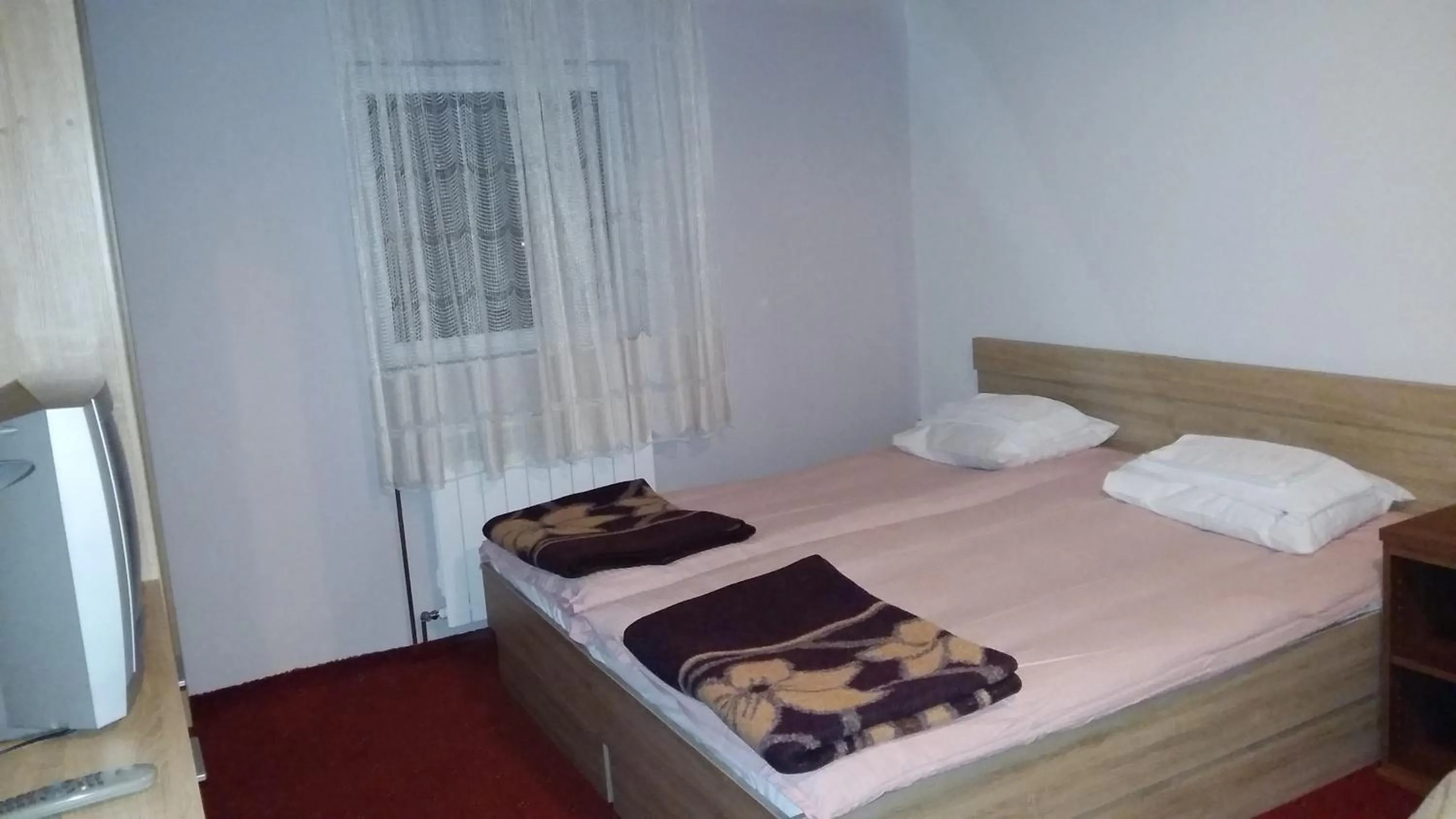Bed in Čarobna Kućica Pale