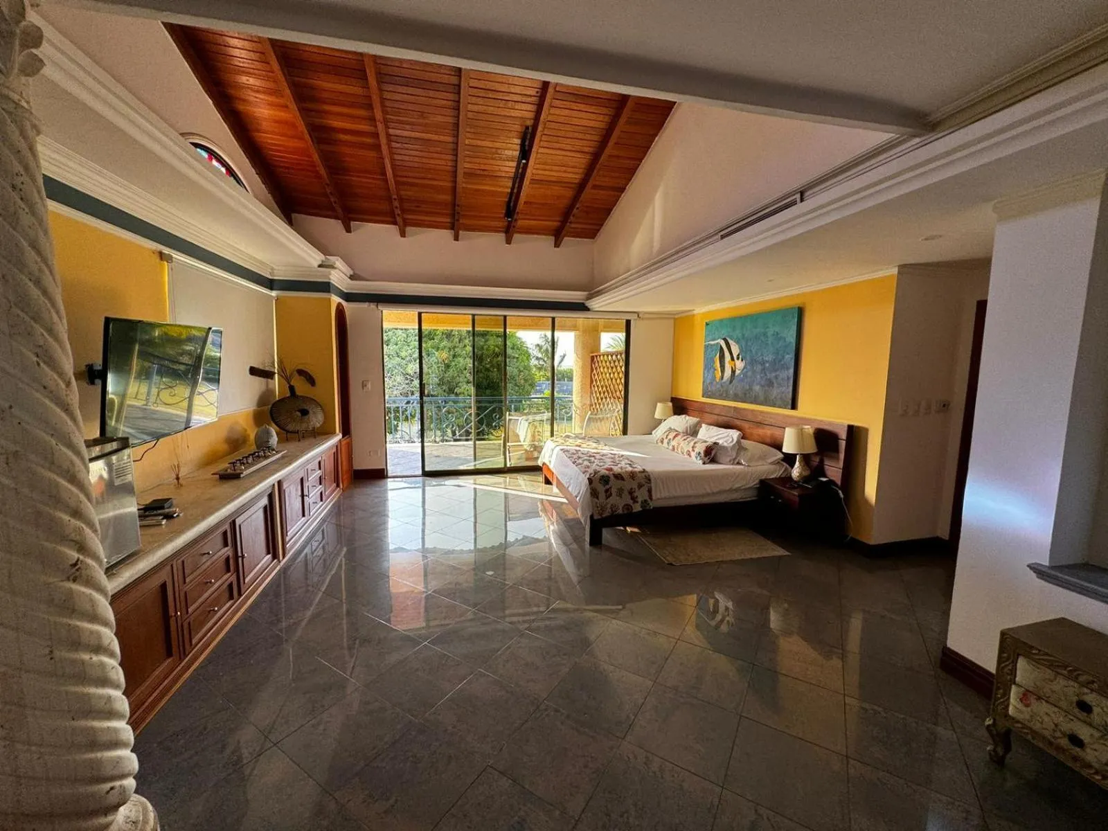 Photo of the whole room, Bed in Porto Bello Hotel Boutique