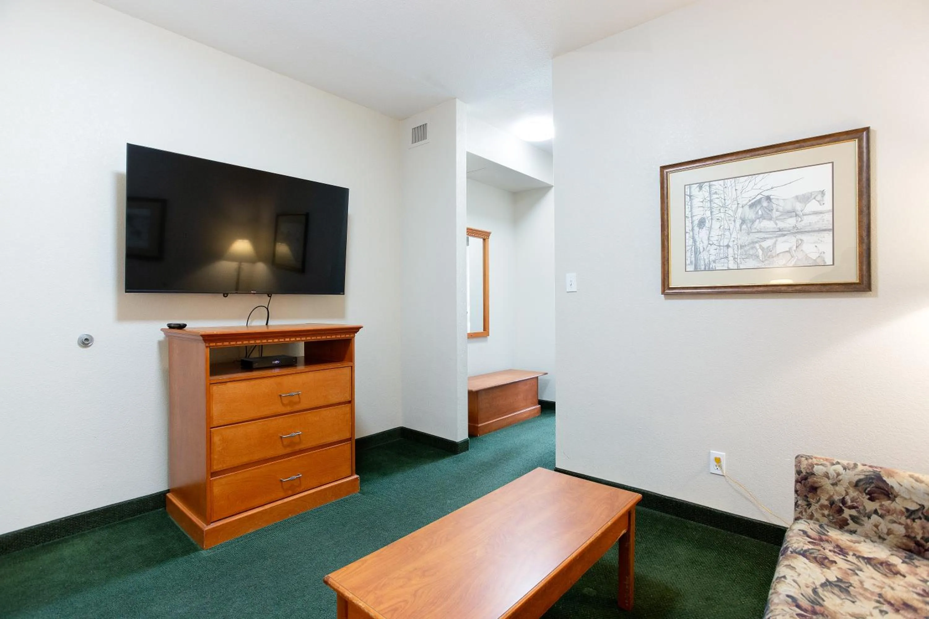 Lakeview Inns & Suites - Okotoks