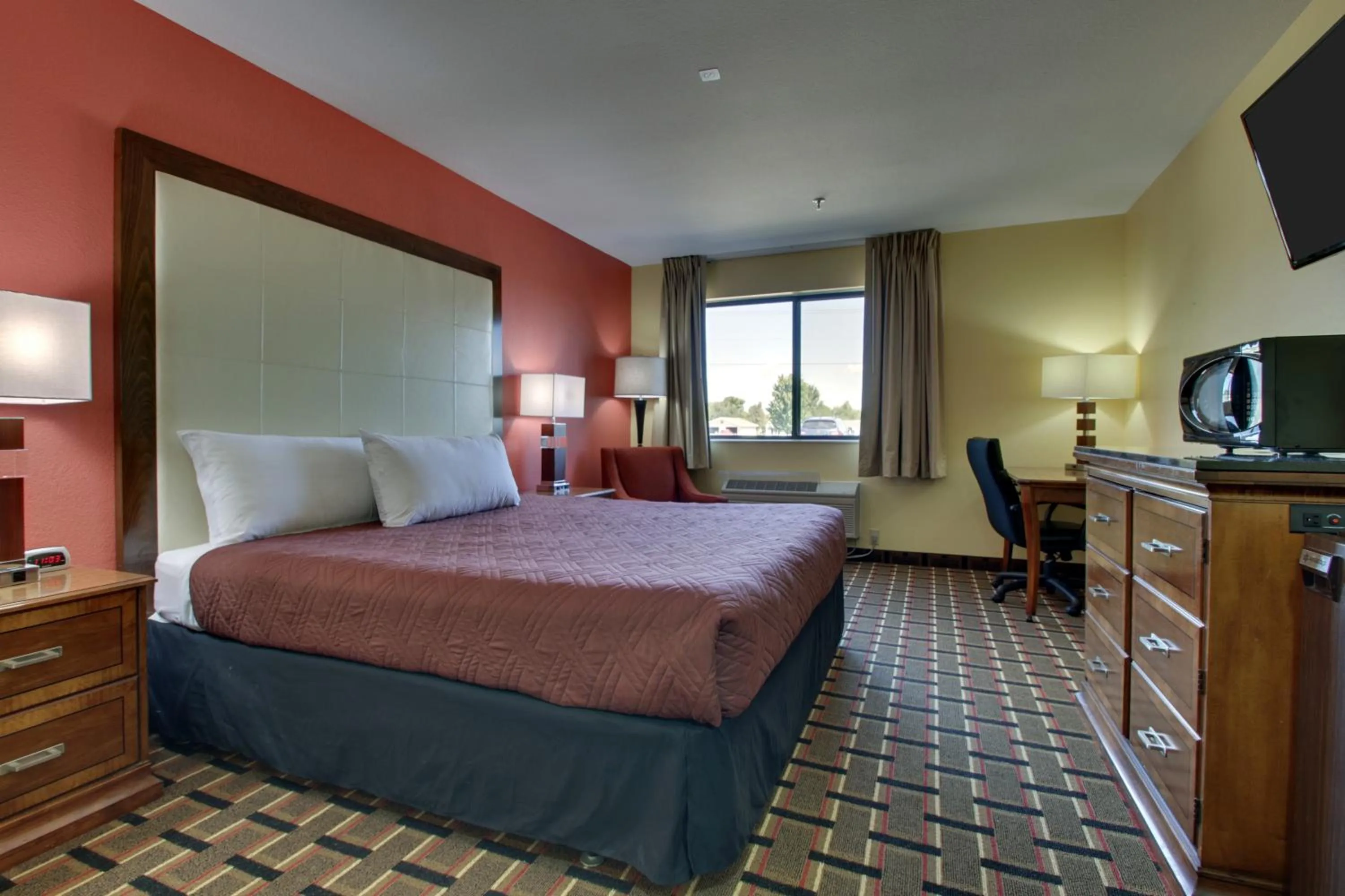 Bedroom, Bed in Heritage Grand Inn