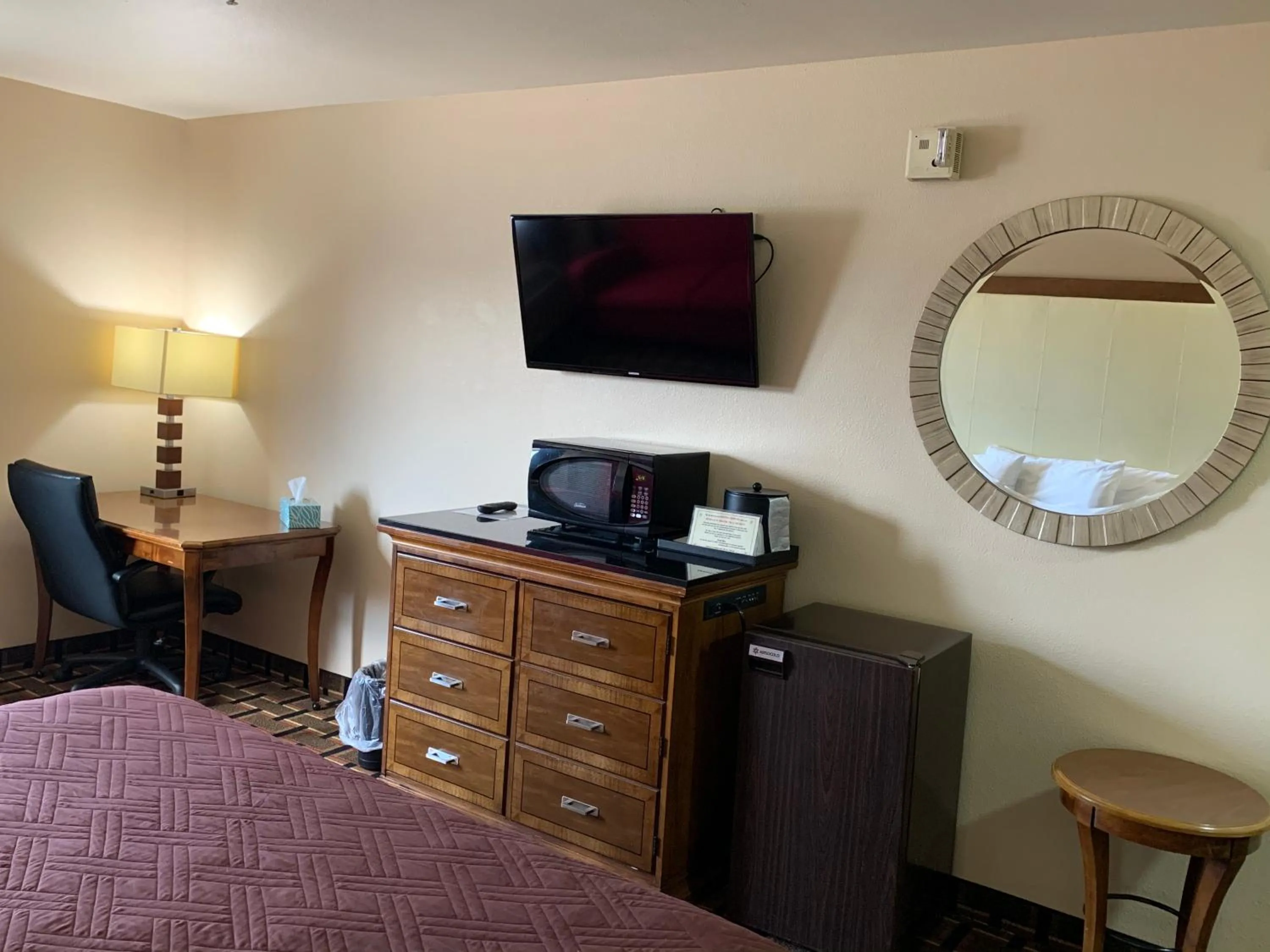 Bed in Heritage Grand Inn