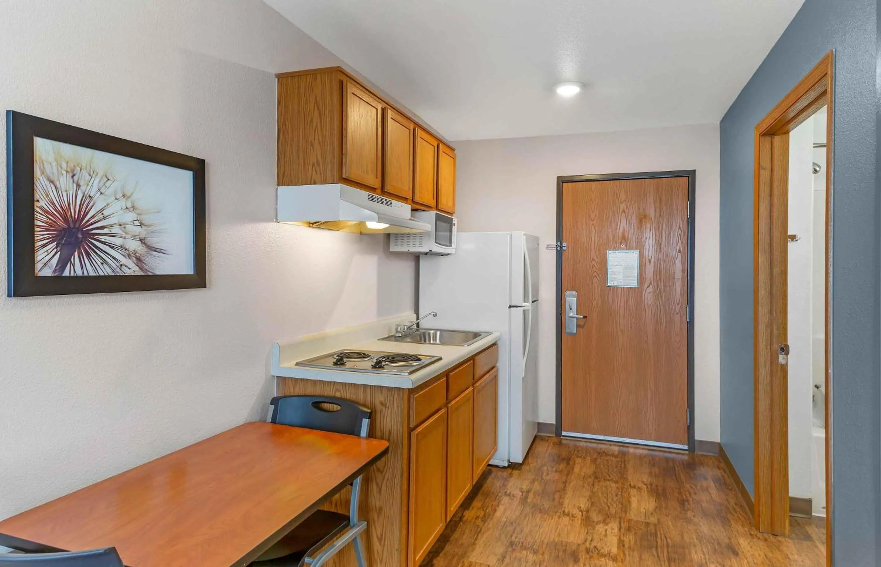 Kitchen or kitchenette in Extended Stay America Select Suites - Las Cruces