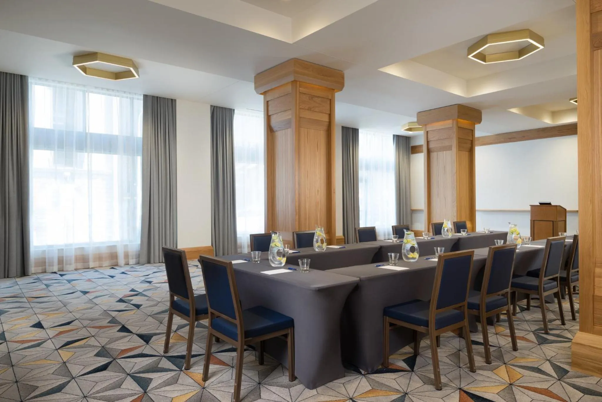 Meeting/conference room in Kimpton Schofield Hotel by IHG