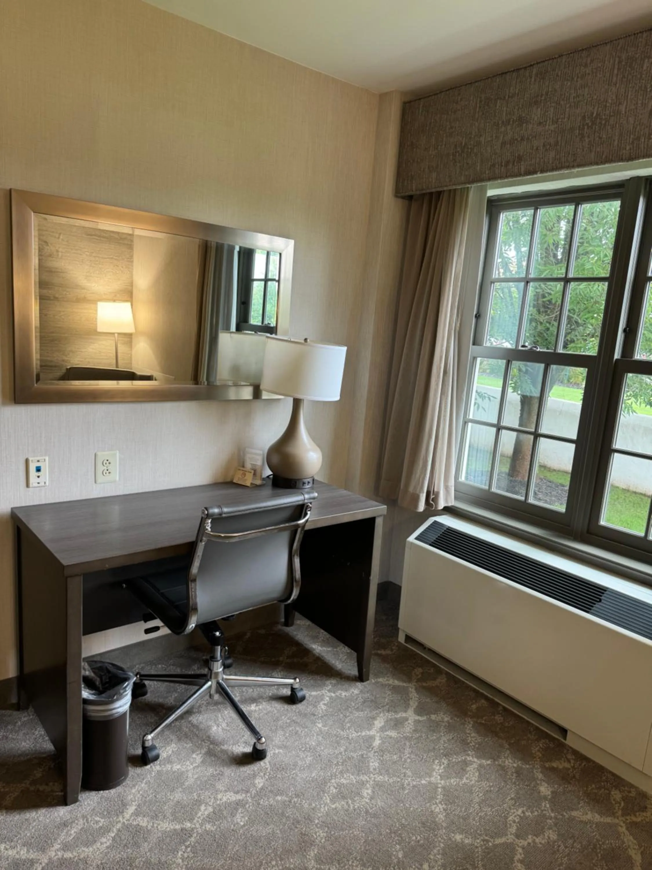 Normandy Farm Hotel & Conference Center