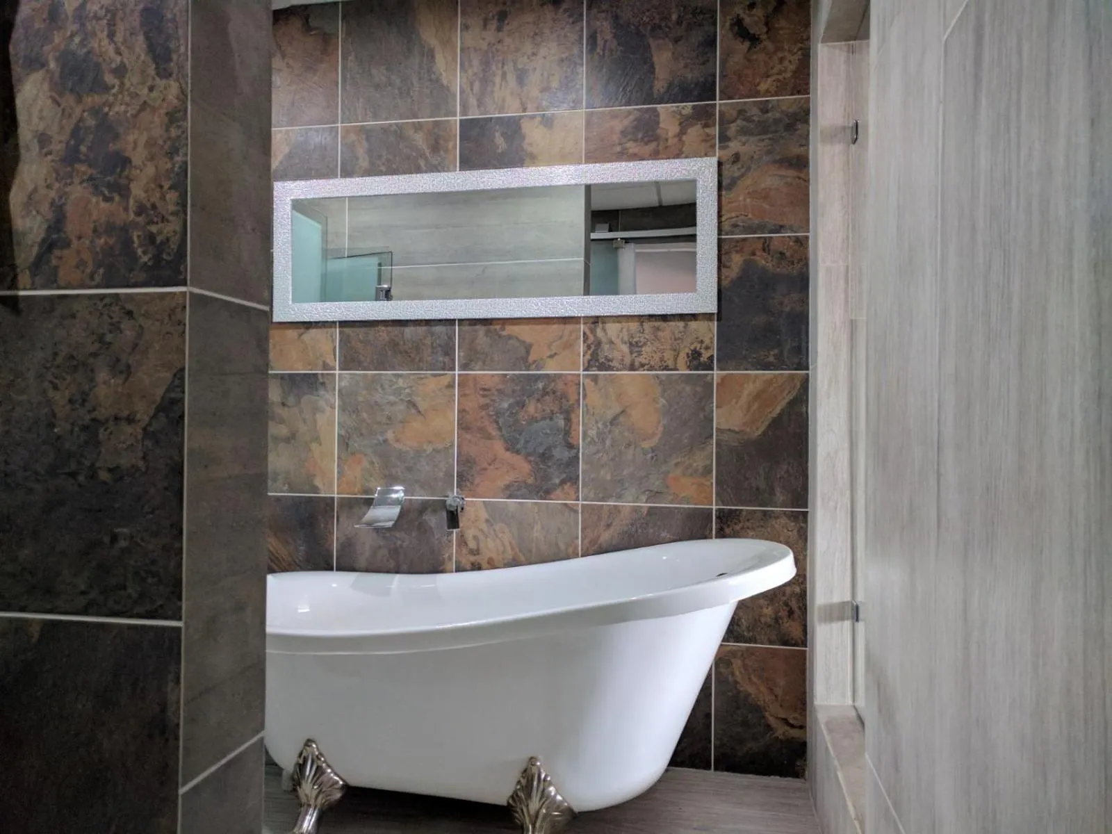 Toilet in Hotel Aeropuerto