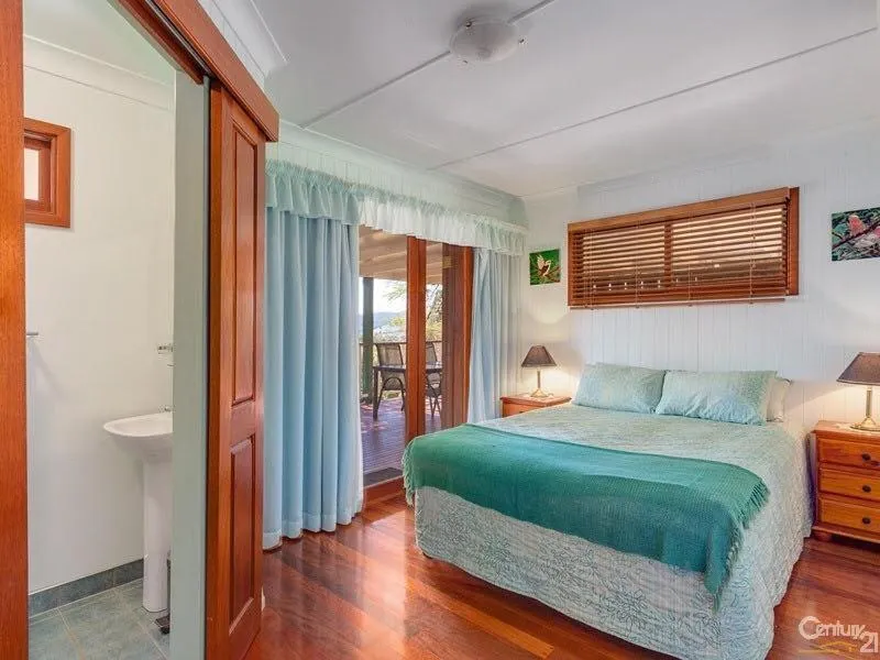 Bedroom, Bed in Amamoor Homestead and Country Cottages