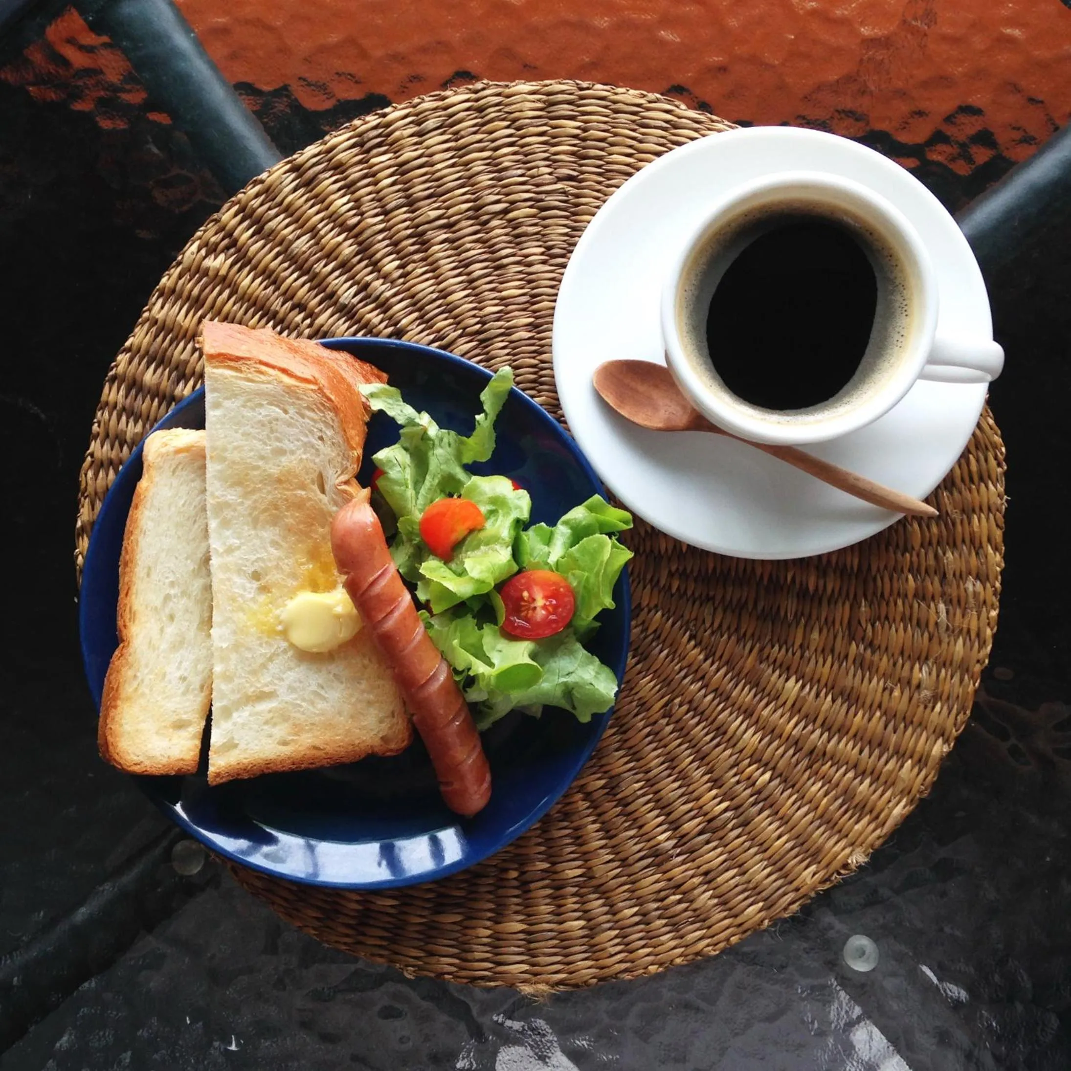 Breakfast in 60 Blue House