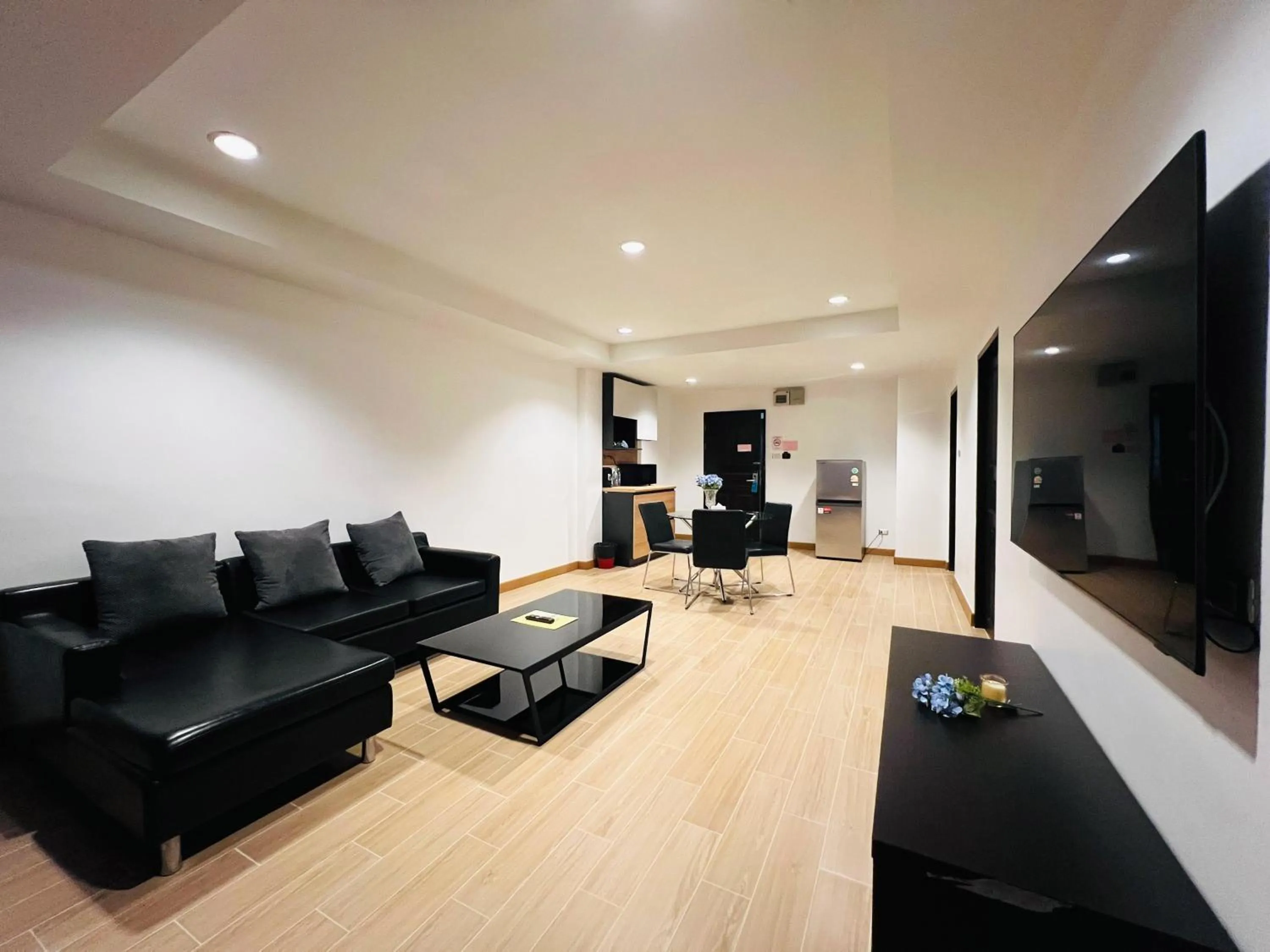 Living room in 14 Place